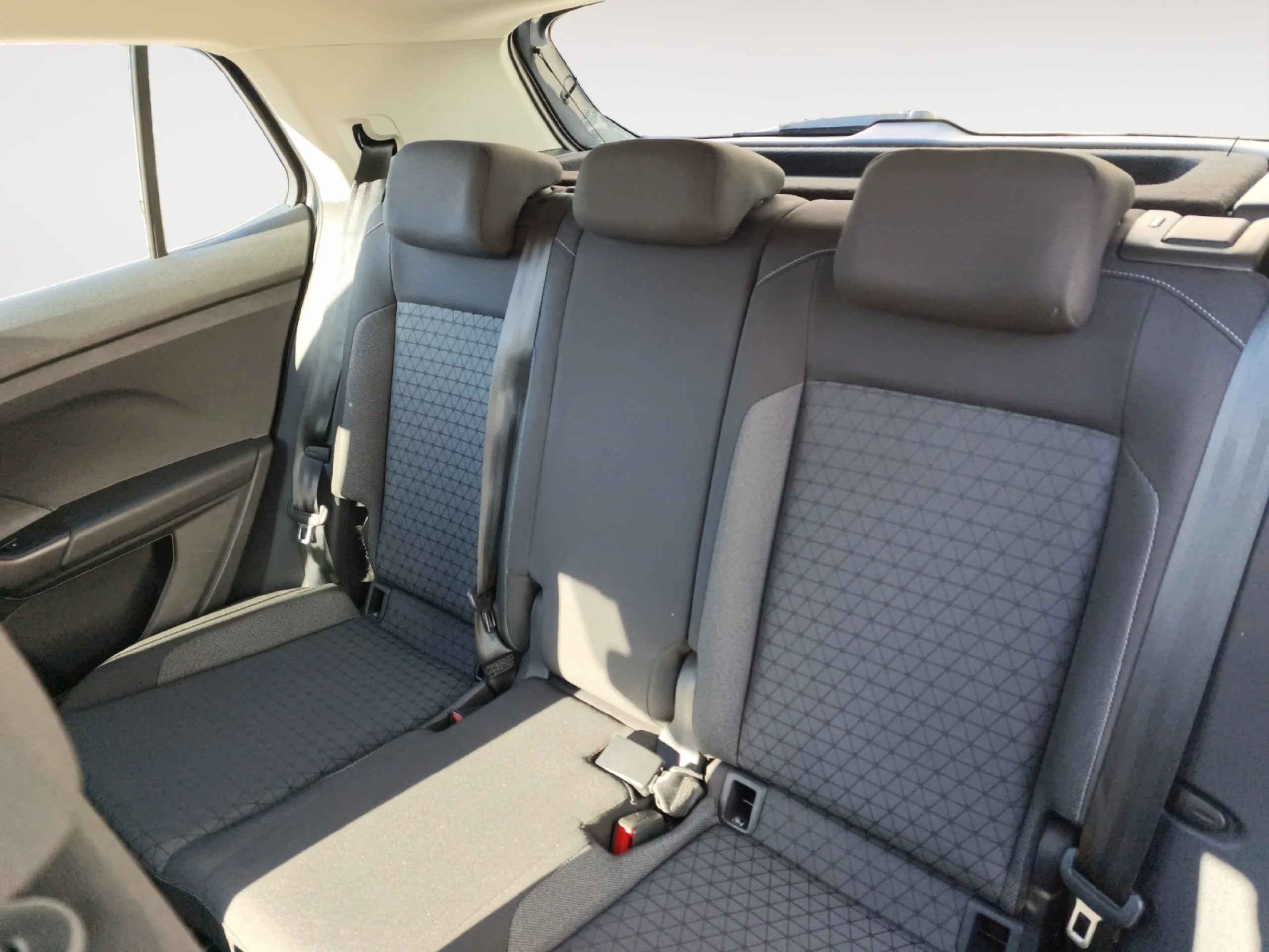 VOLKSWAGEN T CROSS ADVANCE 1.0 TSI 81KW (110CV) DSG - Foto 6