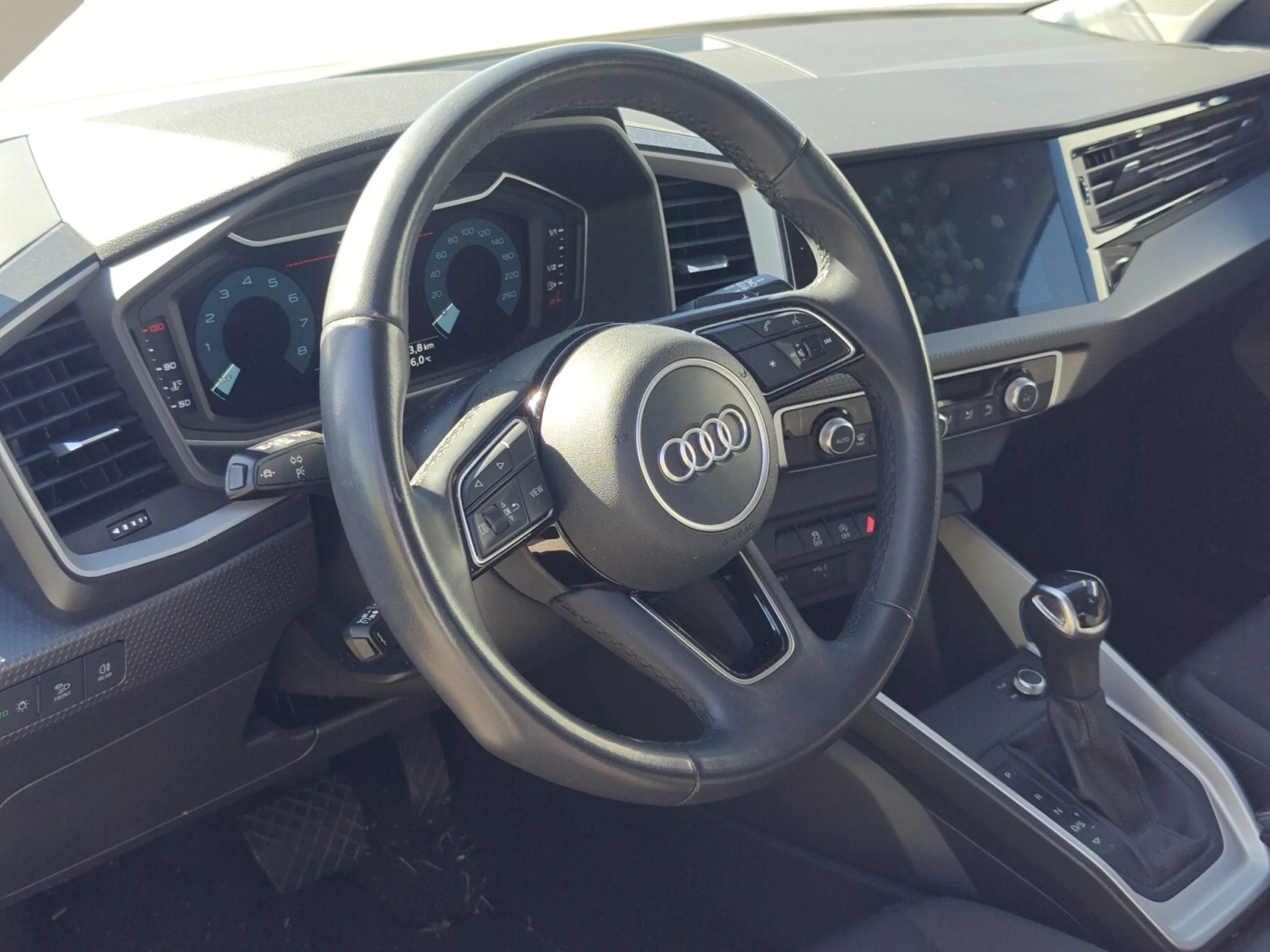 AUDI A1 SPORTBACK ADRENALIN 30 TFSI 81KW (110CV) - Foto 9