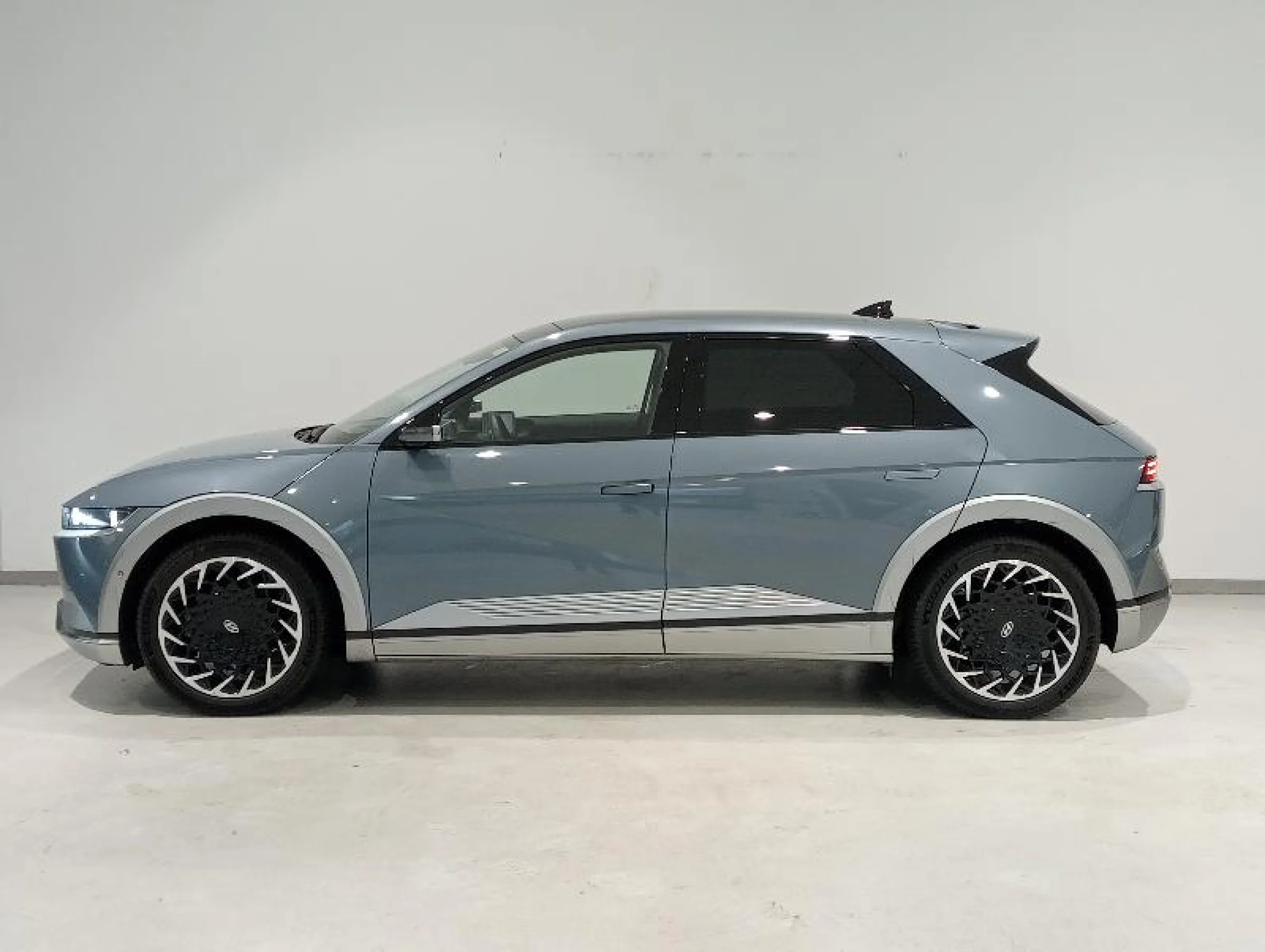 HYUNDAI IONIQ 5 77KWH 168KW ENERGY RWD - Foto 3