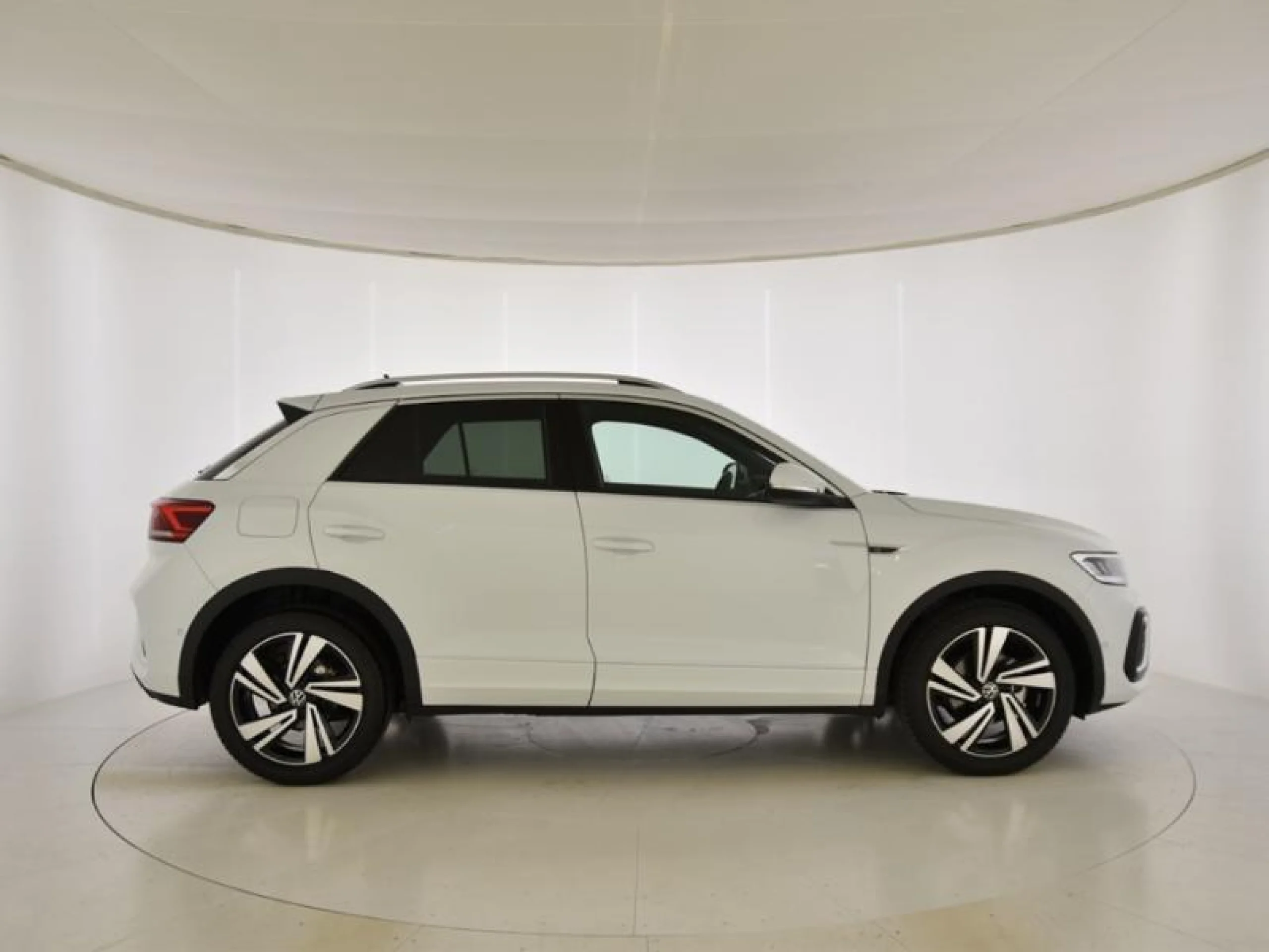 VOLKSWAGEN T ROC R LINE 1.5 TSI 110KW (150CV) - Foto 3