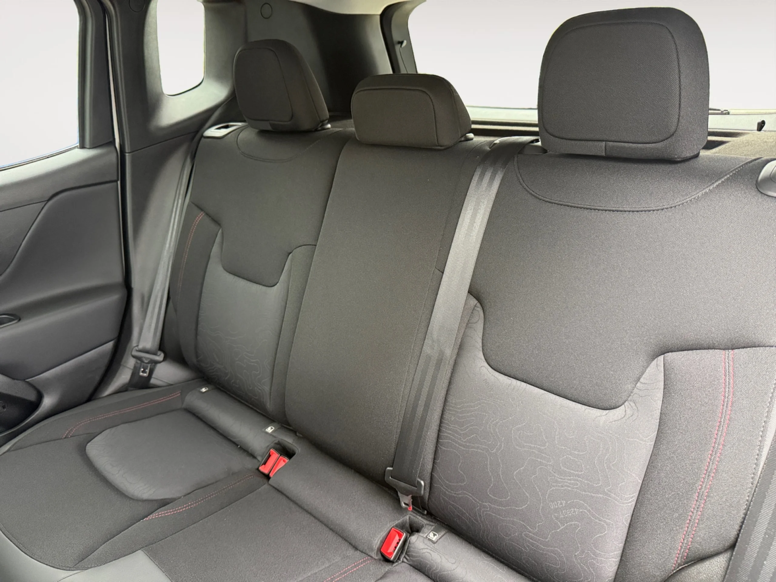 JEEP RENEGADE 4XE TRAILHAWK 1.3 PHEV 240HP AT EAWD - Foto 6