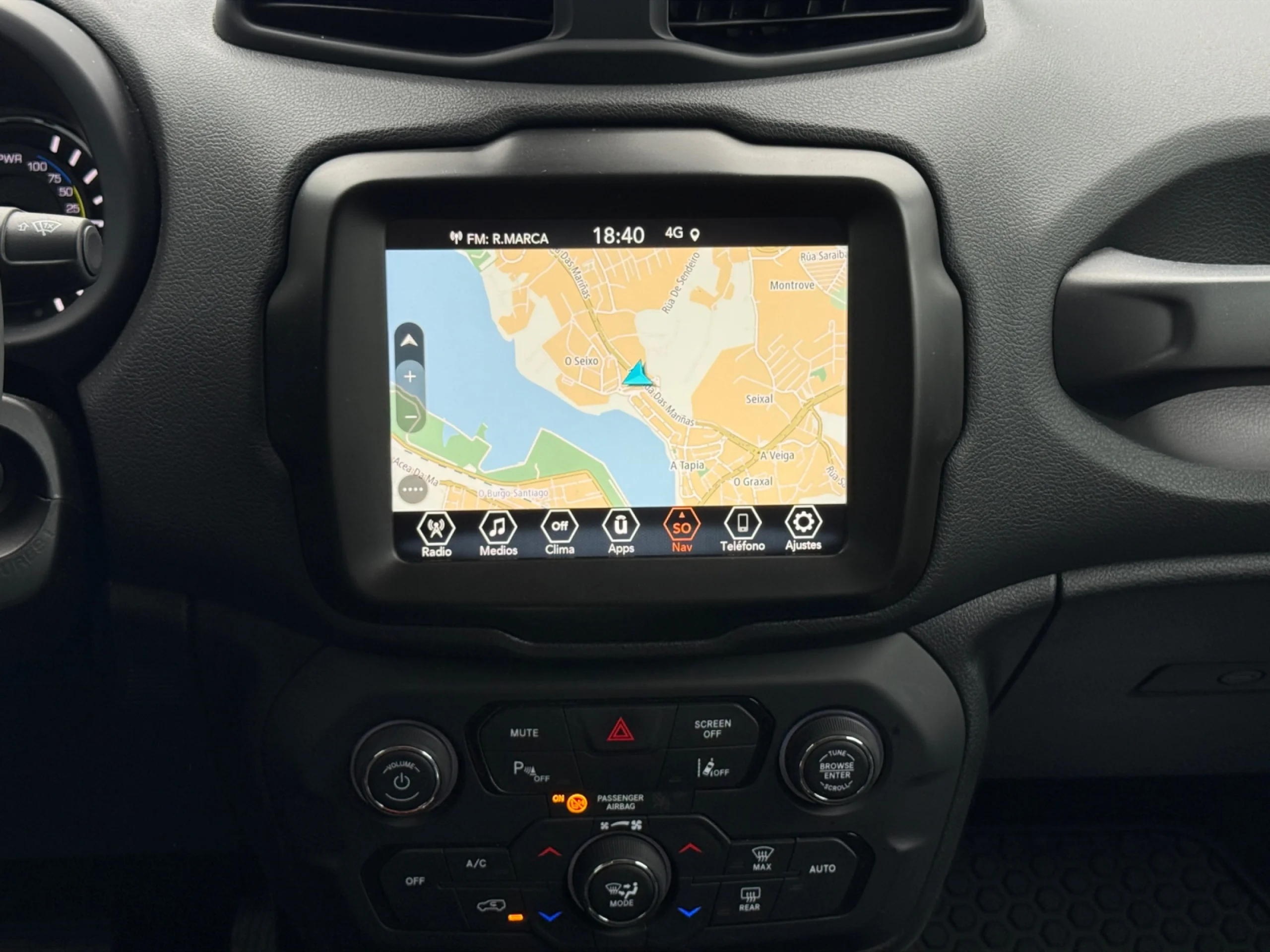 JEEP RENEGADE 4XE TRAILHAWK 1.3 PHEV 240HP AT EAWD - Foto 9