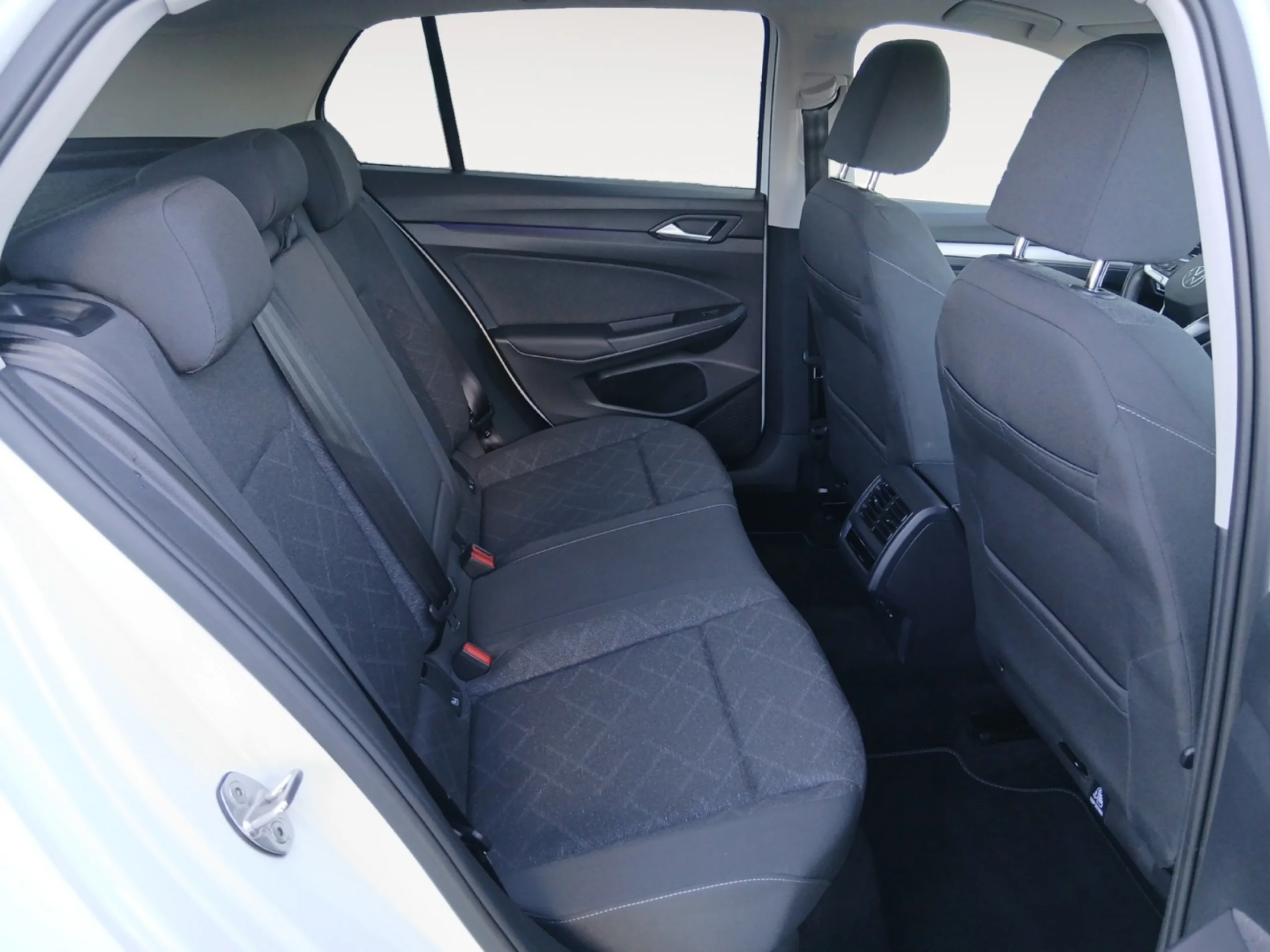 VOLKSWAGEN GOLF LIFE 1.0 ETSI 81KW (110CV) DSG - Foto 6