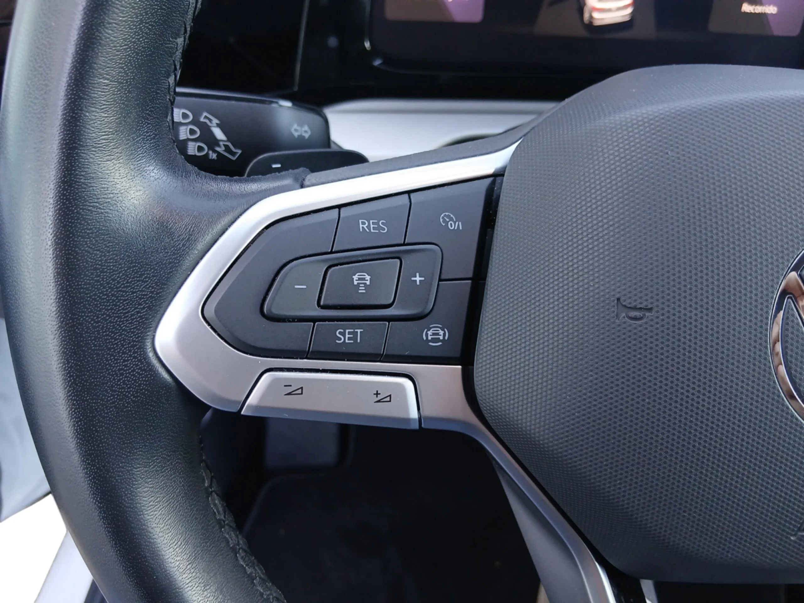 VOLKSWAGEN GOLF LIFE 1.0 ETSI 81KW (110CV) DSG - Foto 11