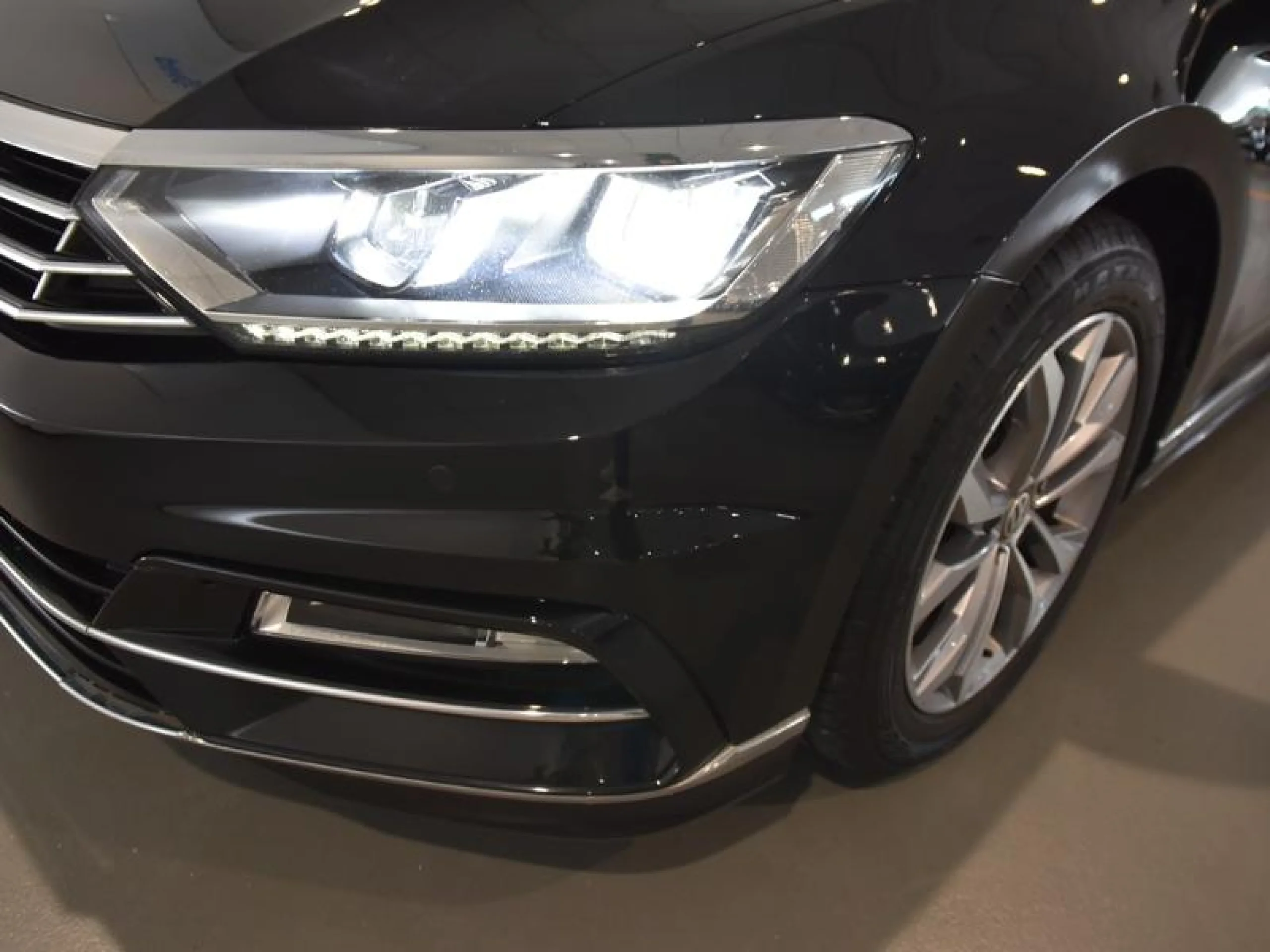 VOLKSWAGEN PASSAT R LINE EXCL 2.0 TDI 110KW(150CV) VARIANT - Foto 19