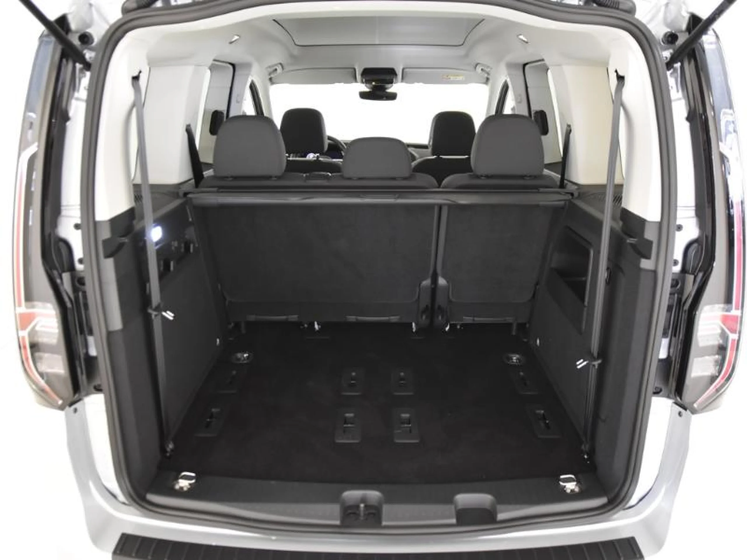 VW COMERCIALES Caddy CADDY  OUTDOOR 5 ASIENTOS  2.0 TDI 90 KW (122 CV) DSG 7 VEL. - Foto 7