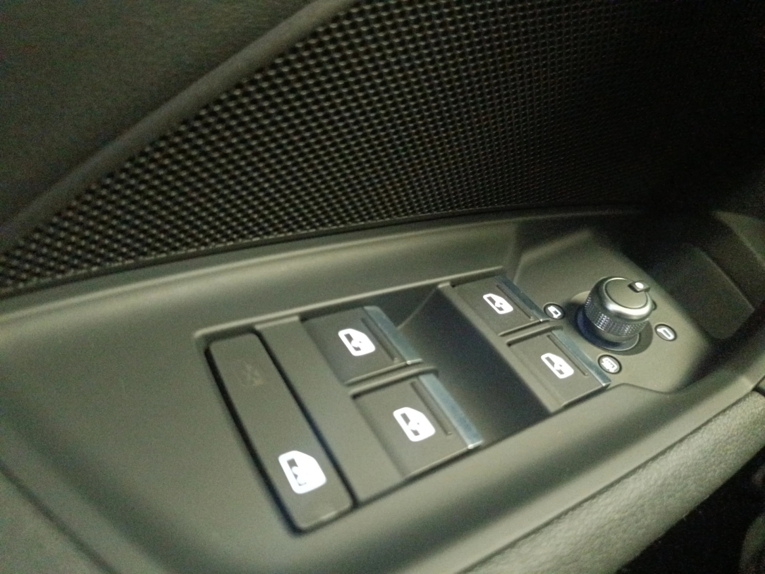 AUDI A3 SPORTBACK GENUINE ED 35 TDI 110KW S TRON - Foto 12