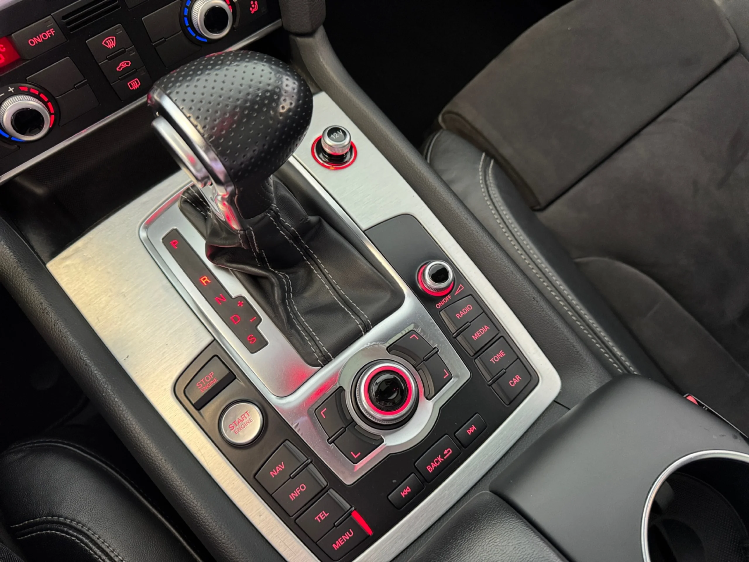 AUDI Q7 3.0 TDI 245CV QUATTRO TIPTRONIC ADVANCE - Foto 20