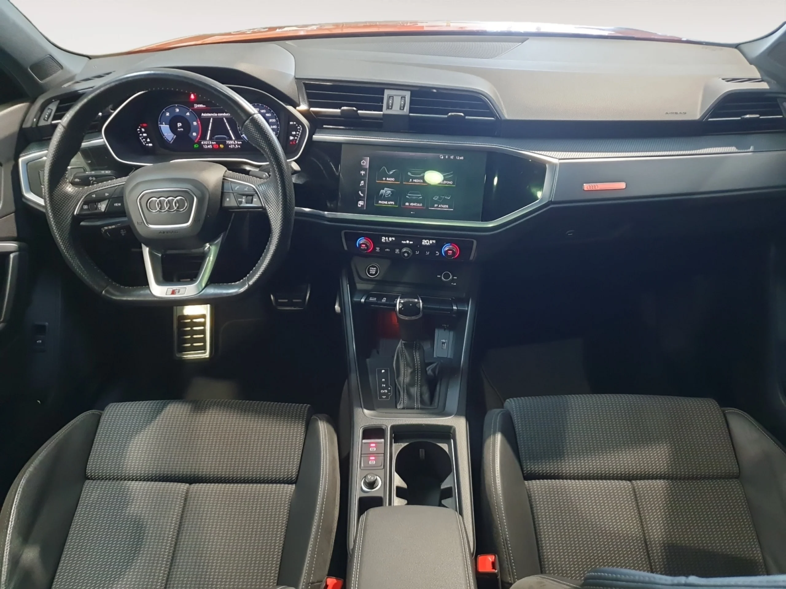 AUDI Q3 BLACK LINE 35 TDI 110KW (150CV) S TRONIC - Foto 6