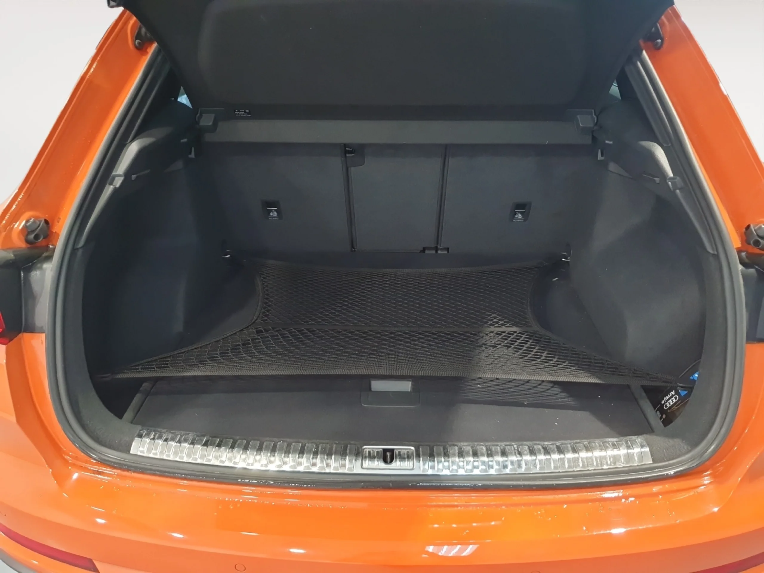 AUDI Q3 BLACK LINE 35 TDI 110KW (150CV) S TRONIC - Foto 9