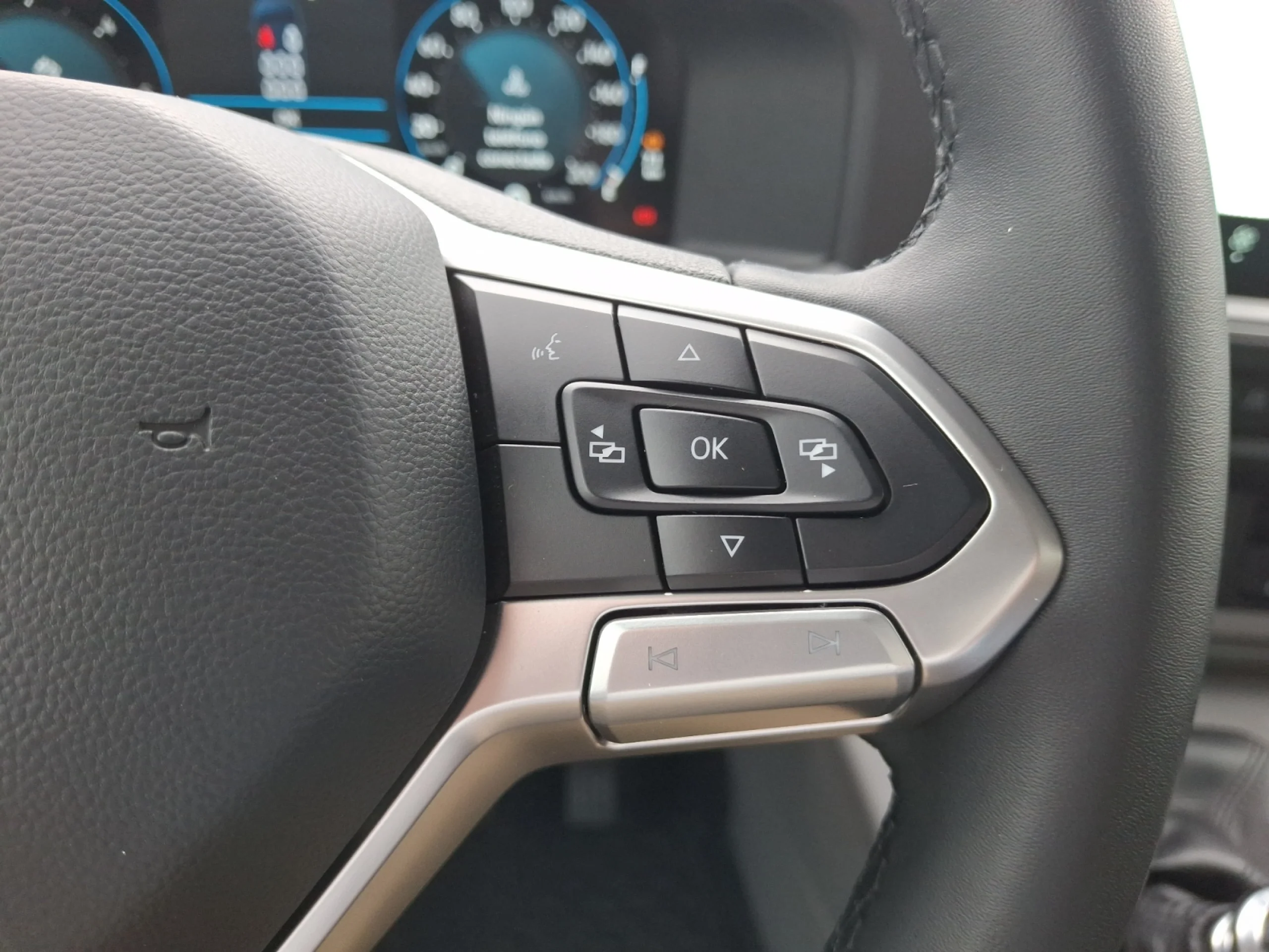 VW COMERCIALES CARAVELLE CARAVELLE   CARAVELLE  BATALLA CORTA  2.0 TDI 81 KW (110 CV) 6 VEL. - Foto 8