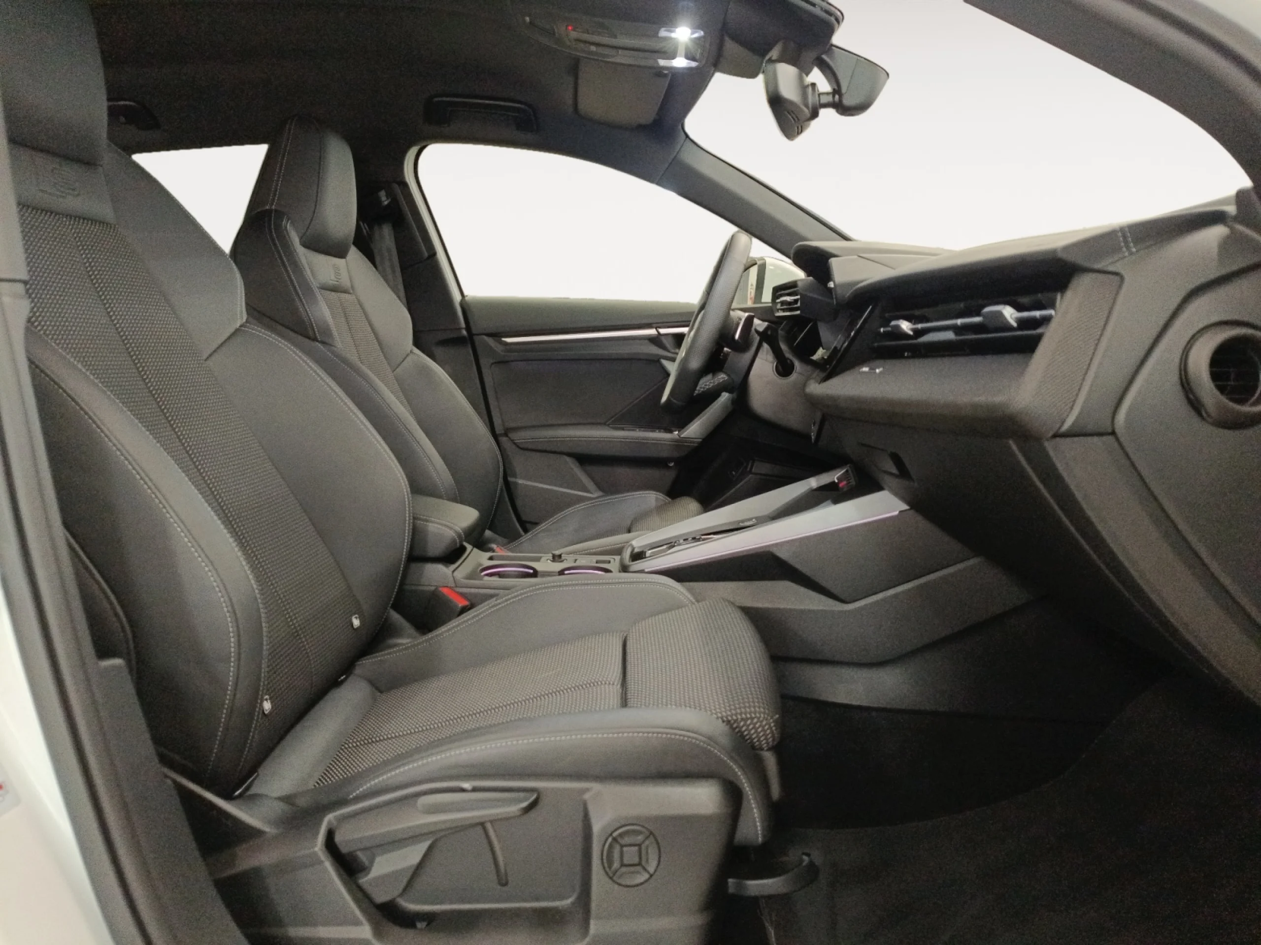 AUDI A3 SPORTBACK BLACK LINE 35 TDI 110KW S TRON - Foto 5