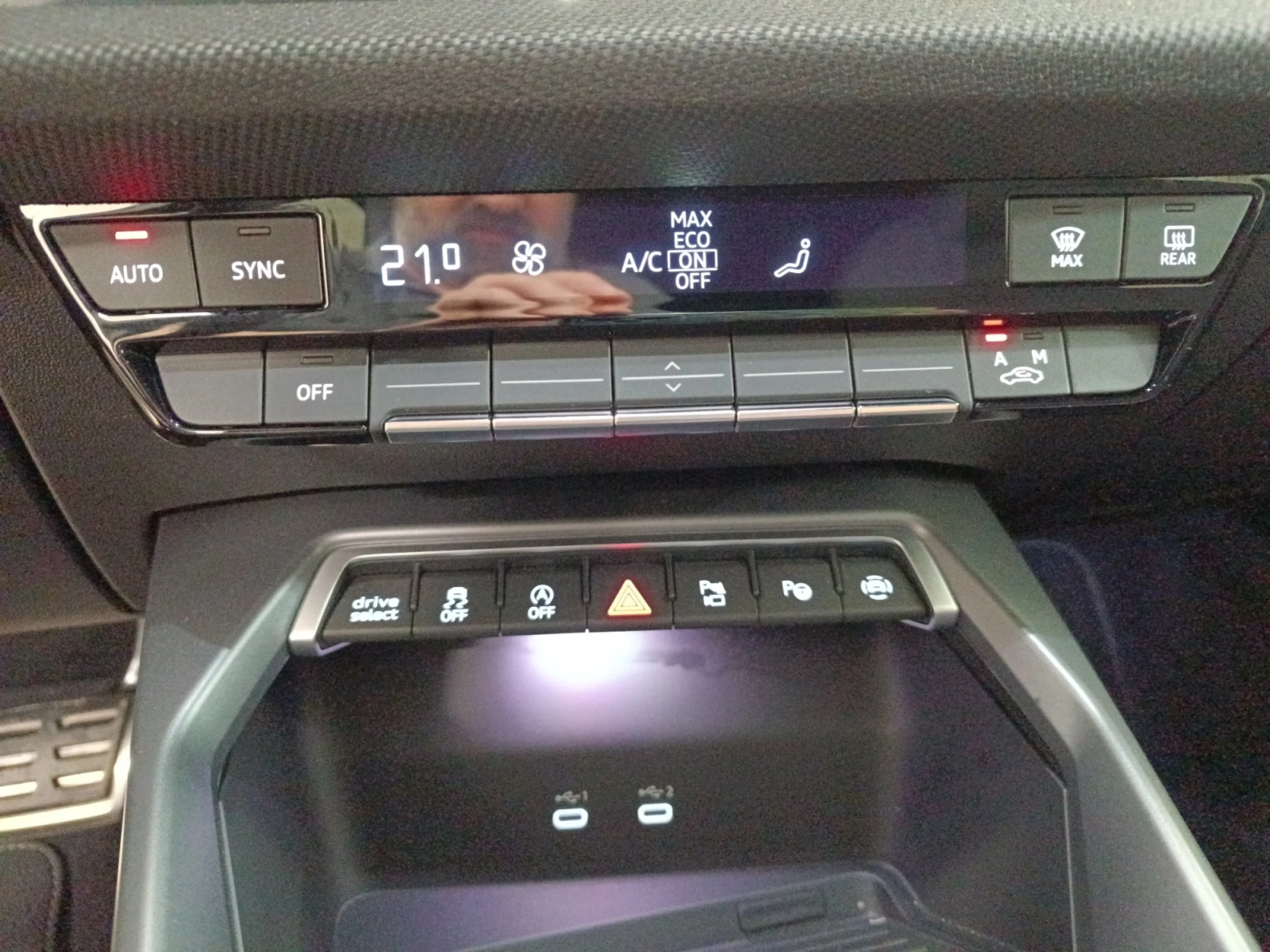 AUDI A3 SPORTBACK BLACK LINE 35 TDI 110KW S TRON - Foto 18