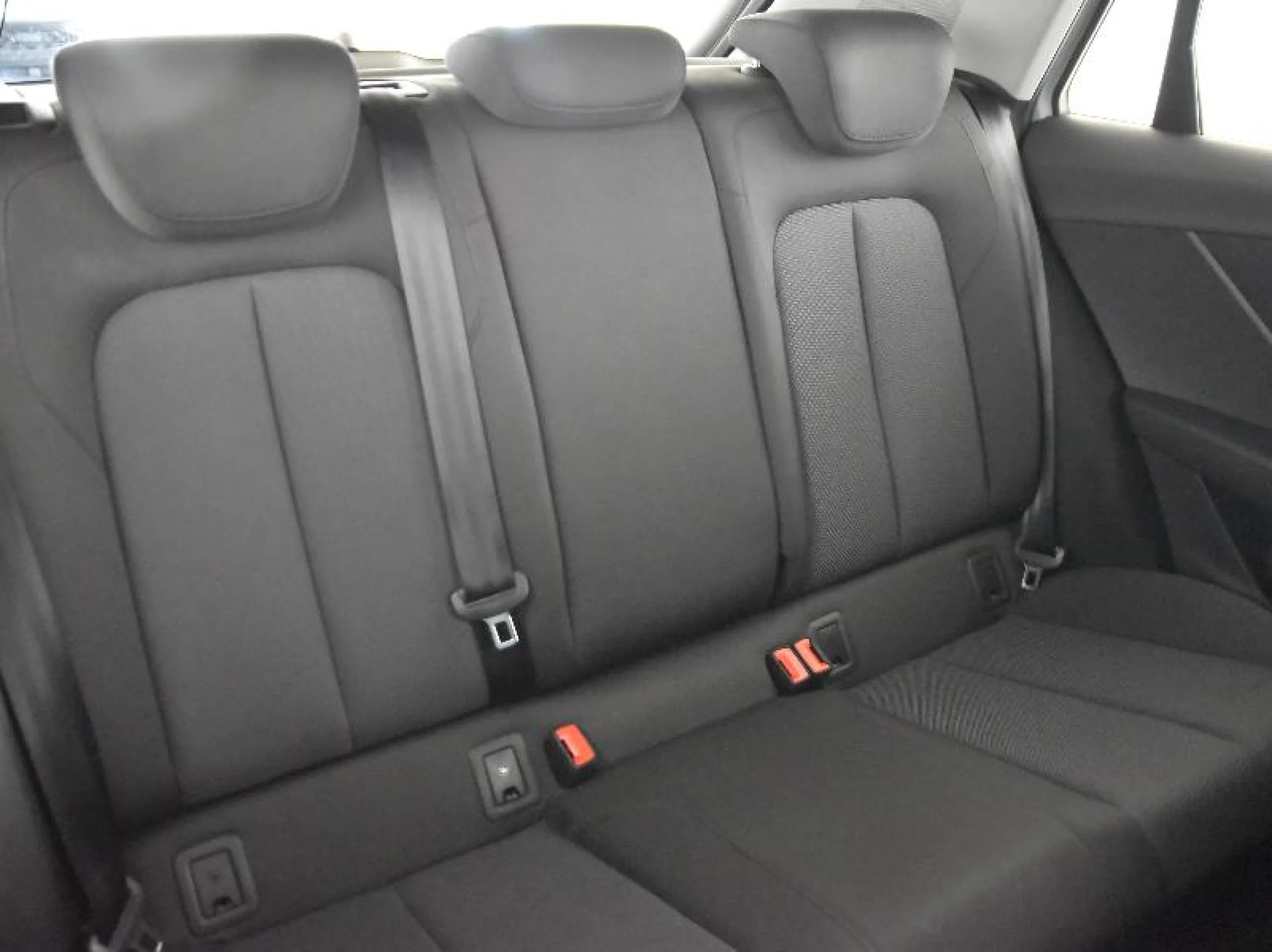 AUDI Q2 ADVANCED 35 TFSI 110KW (150CV) - Foto 6