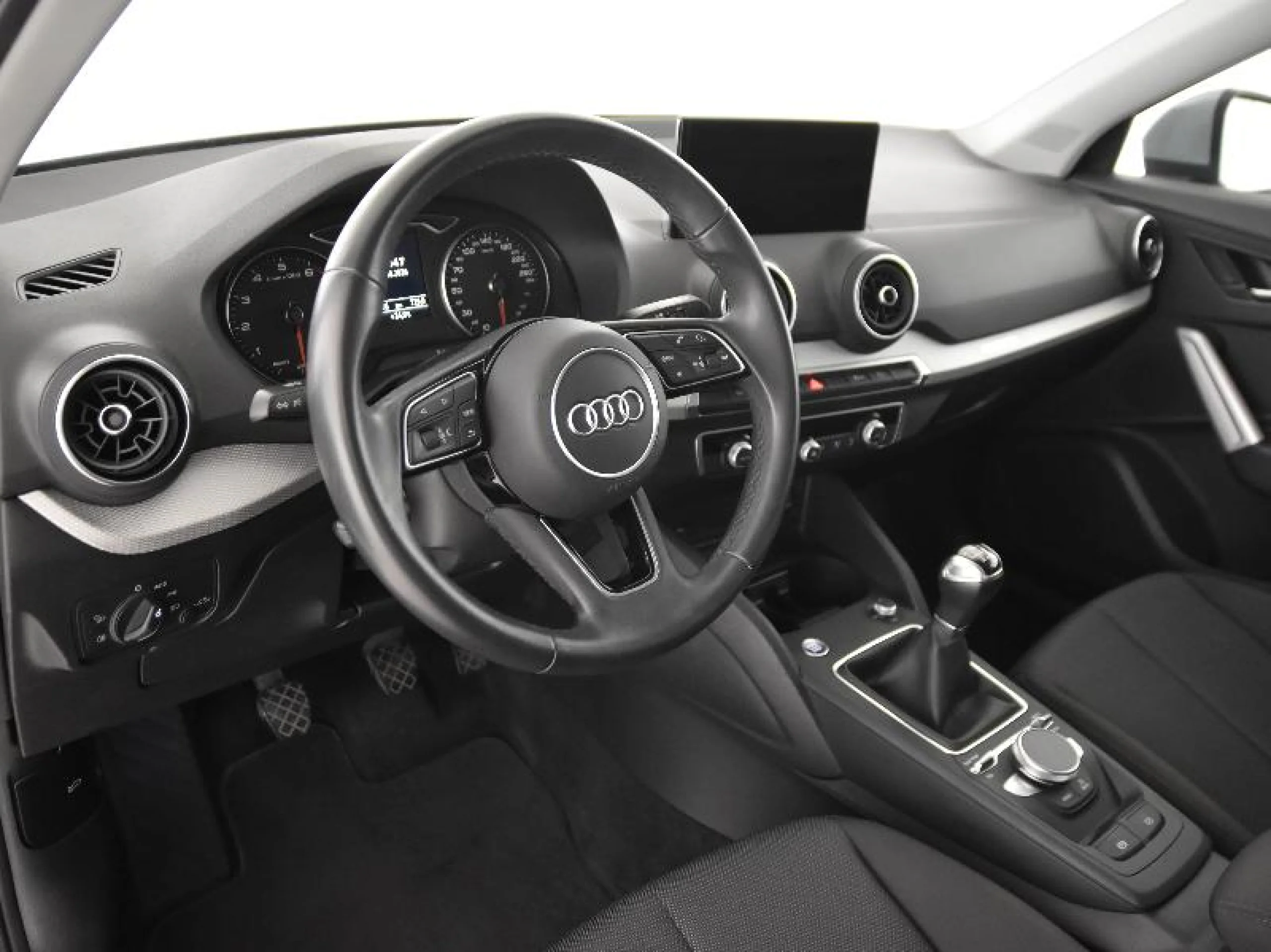 AUDI Q2 ADVANCED 35 TFSI 110KW (150CV) - Foto 9