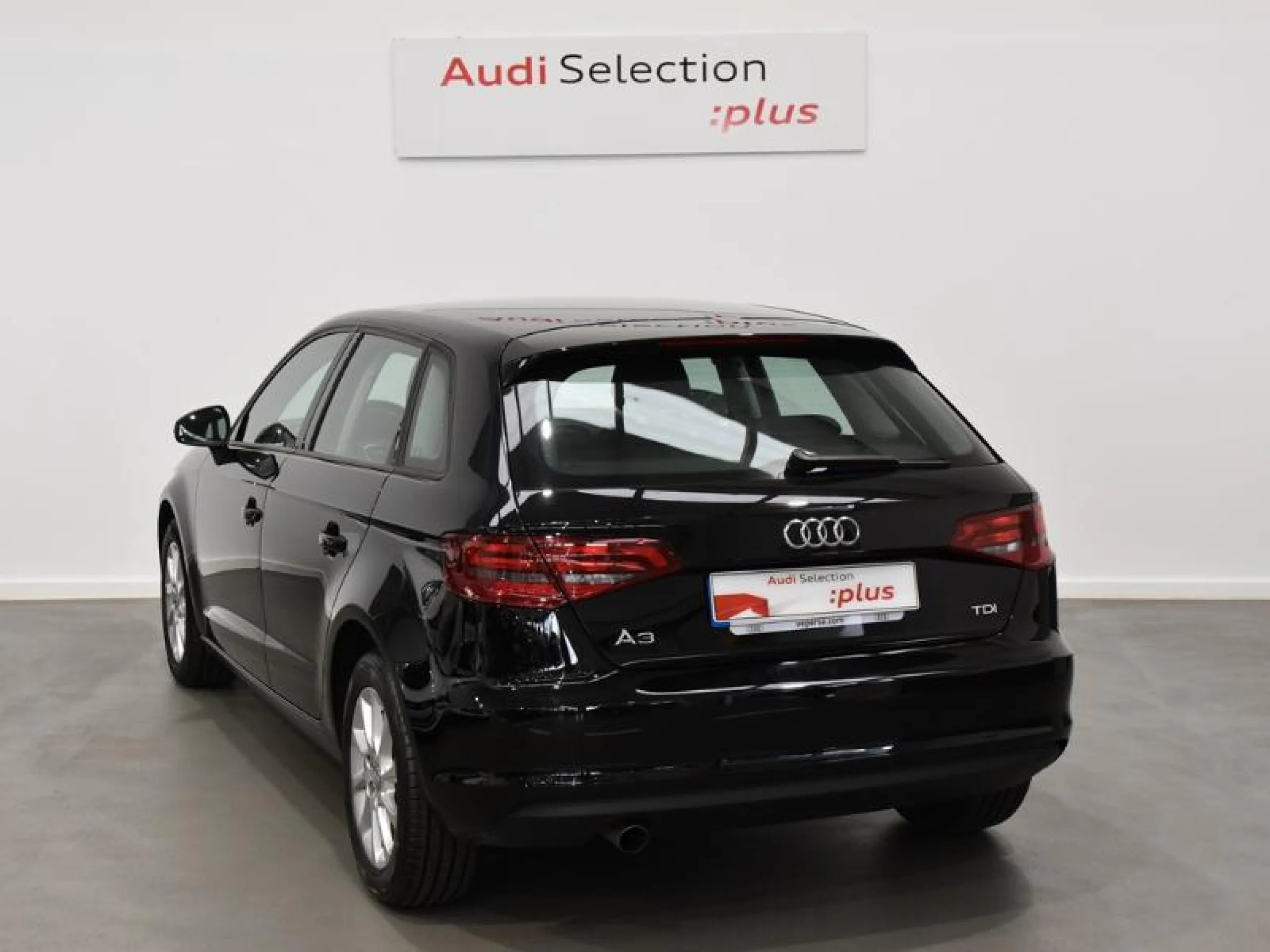 AUDI A3 SPORTBACK 1.6 TDI AMBITION ED. ESPEC. - Foto 2