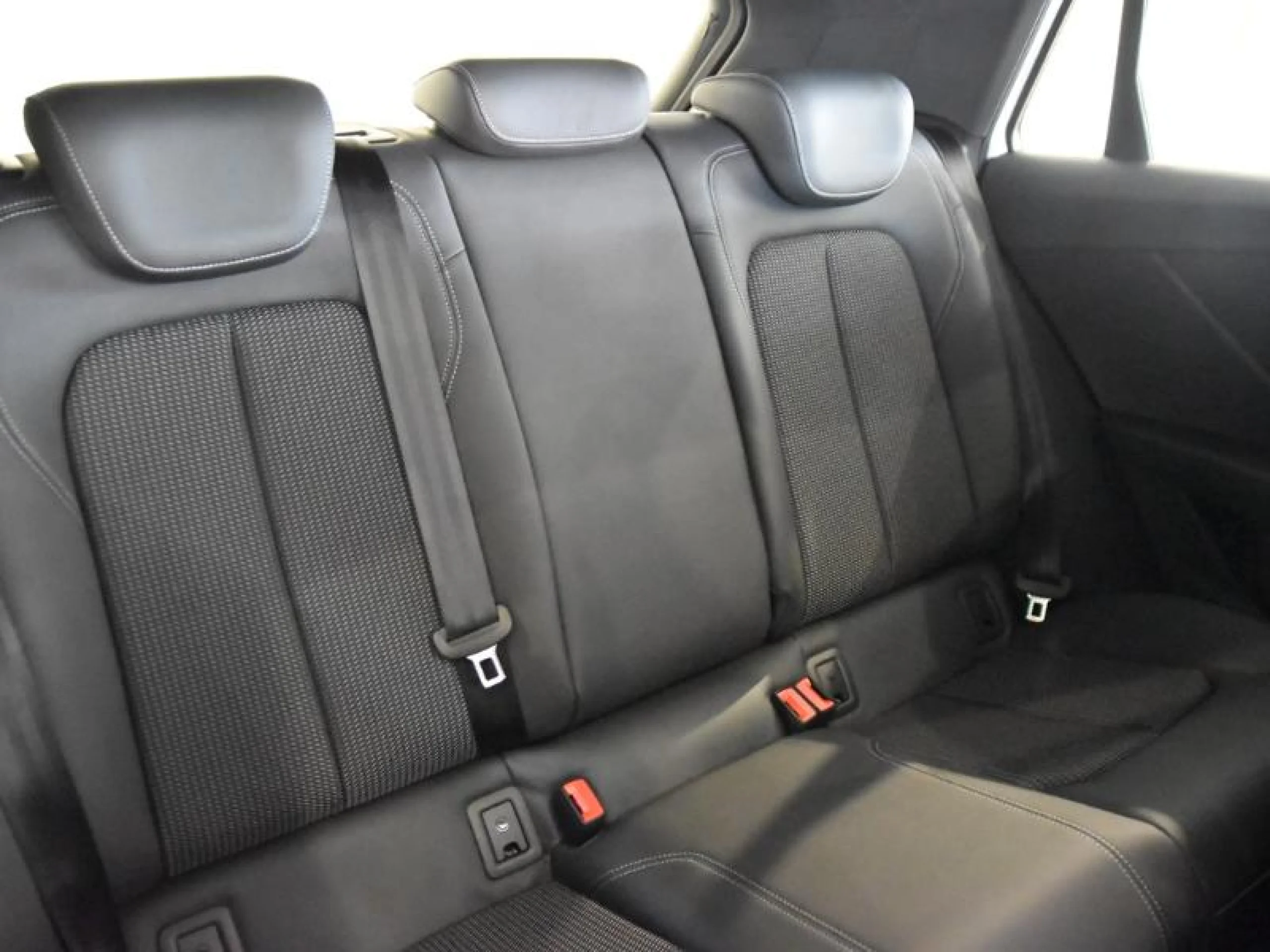 AUDI Q2 ADRENALIN 35 TDI 110KW (150CV) S TRONIC - Foto 6