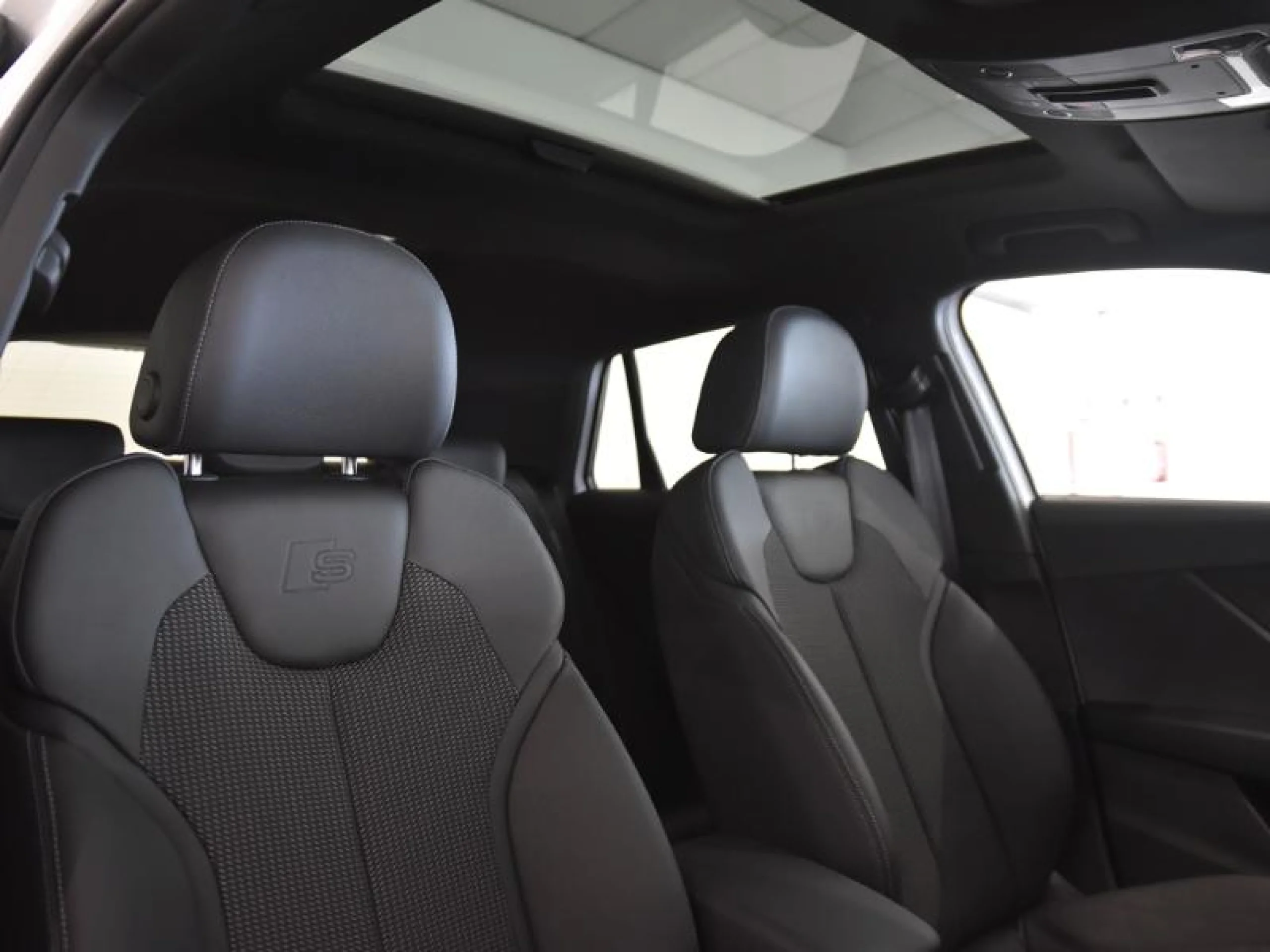 AUDI Q2 ADRENALIN 35 TDI 110KW (150CV) S TRONIC - Foto 9