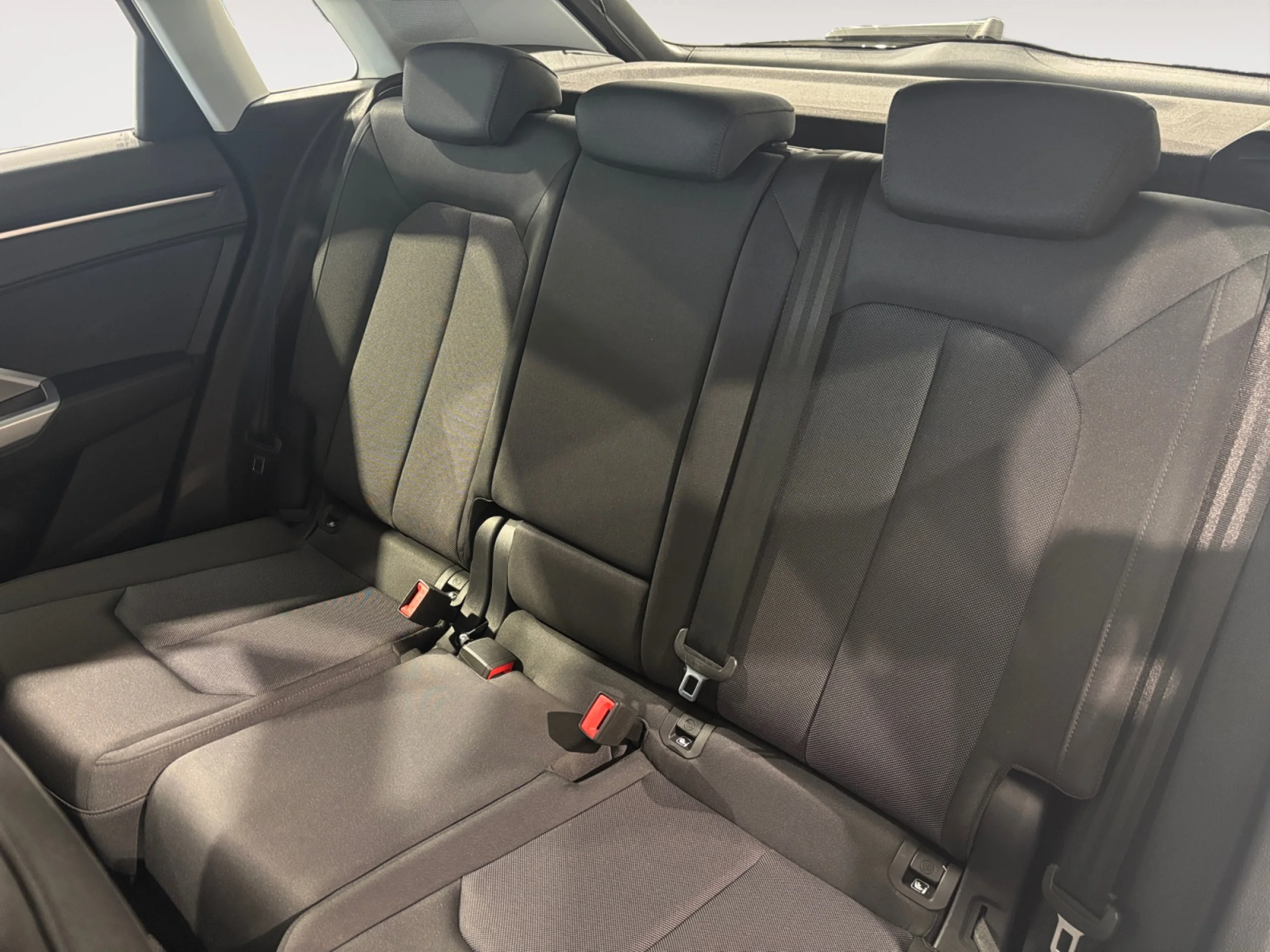 AUDI Q3 ADVANCED 35 TDI 110KW (150CV) S TRONIC - Foto 6