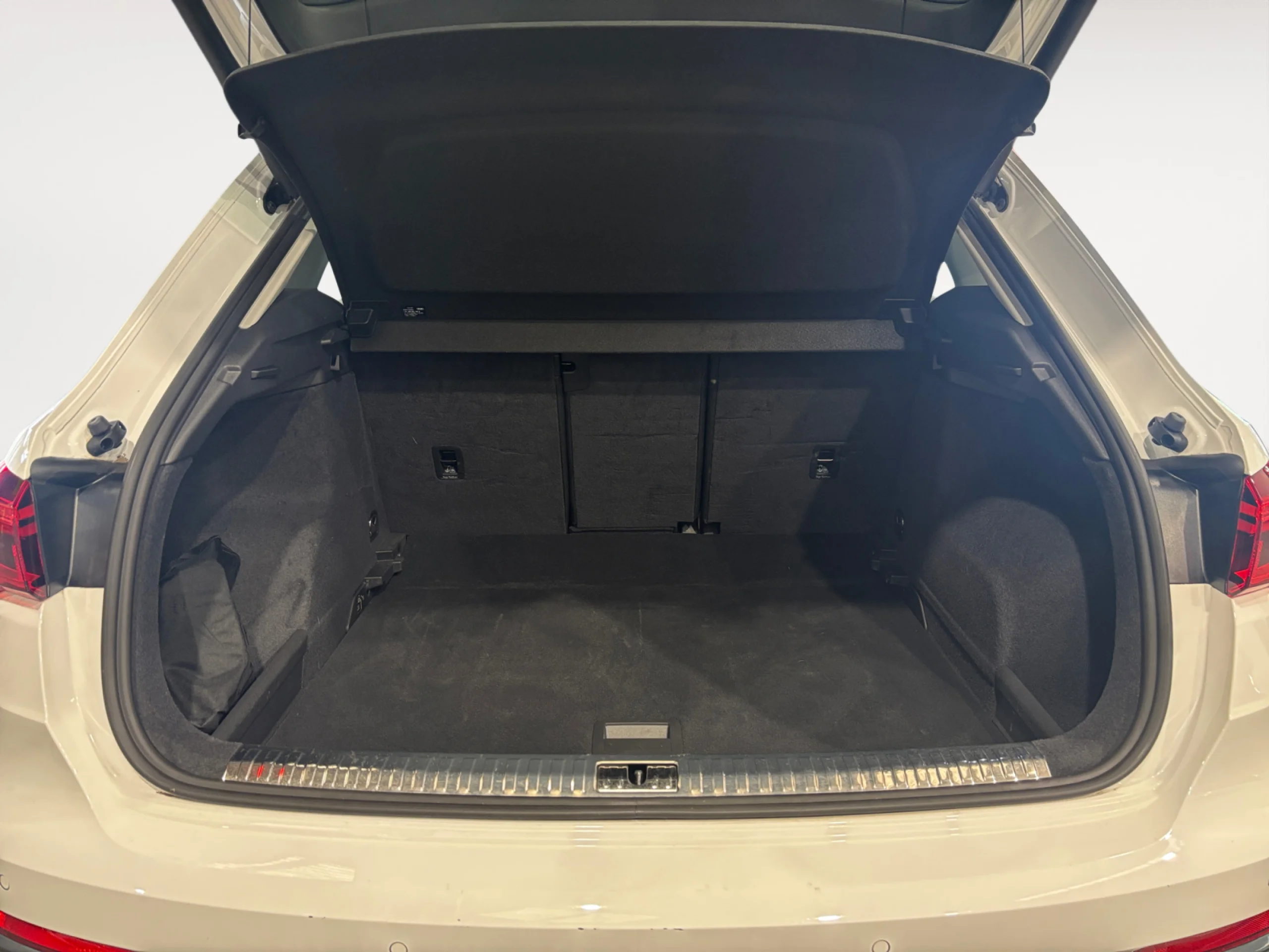 AUDI Q3 ADVANCED 35 TDI 110KW (150CV) S TRONIC - Foto 7