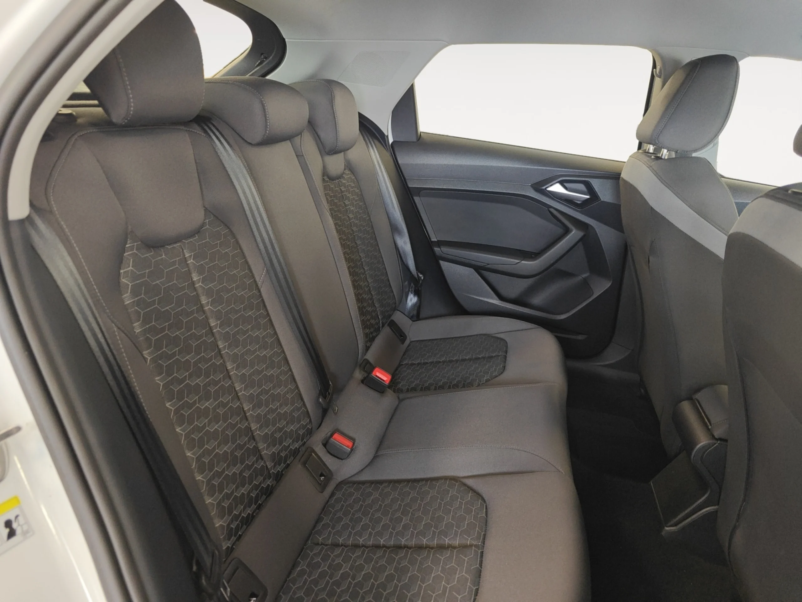 AUDI A1 SPORTBACK ADRENALIN 30 TFSI 85KW (116CV) - Foto 8