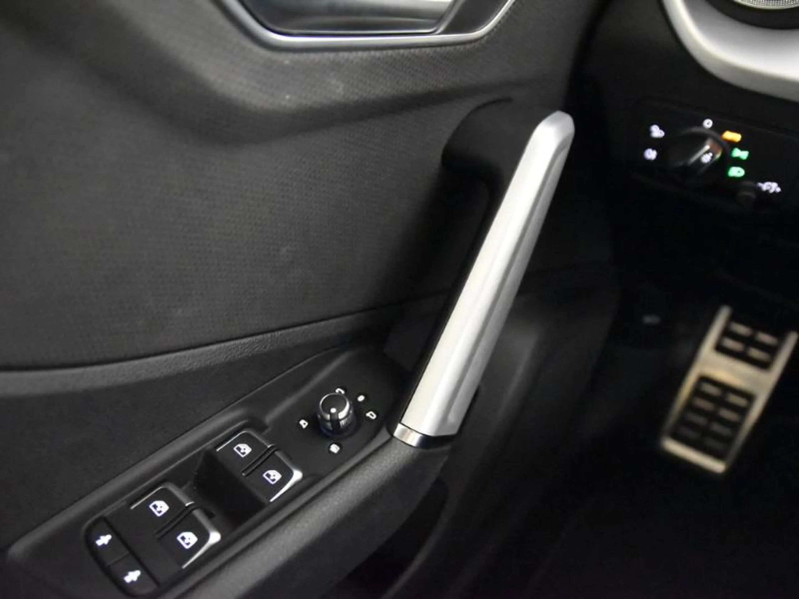 AUDI Q2 ADRENALIN BLACK ED 35 TDI 110KW S TRONIC - Foto 19