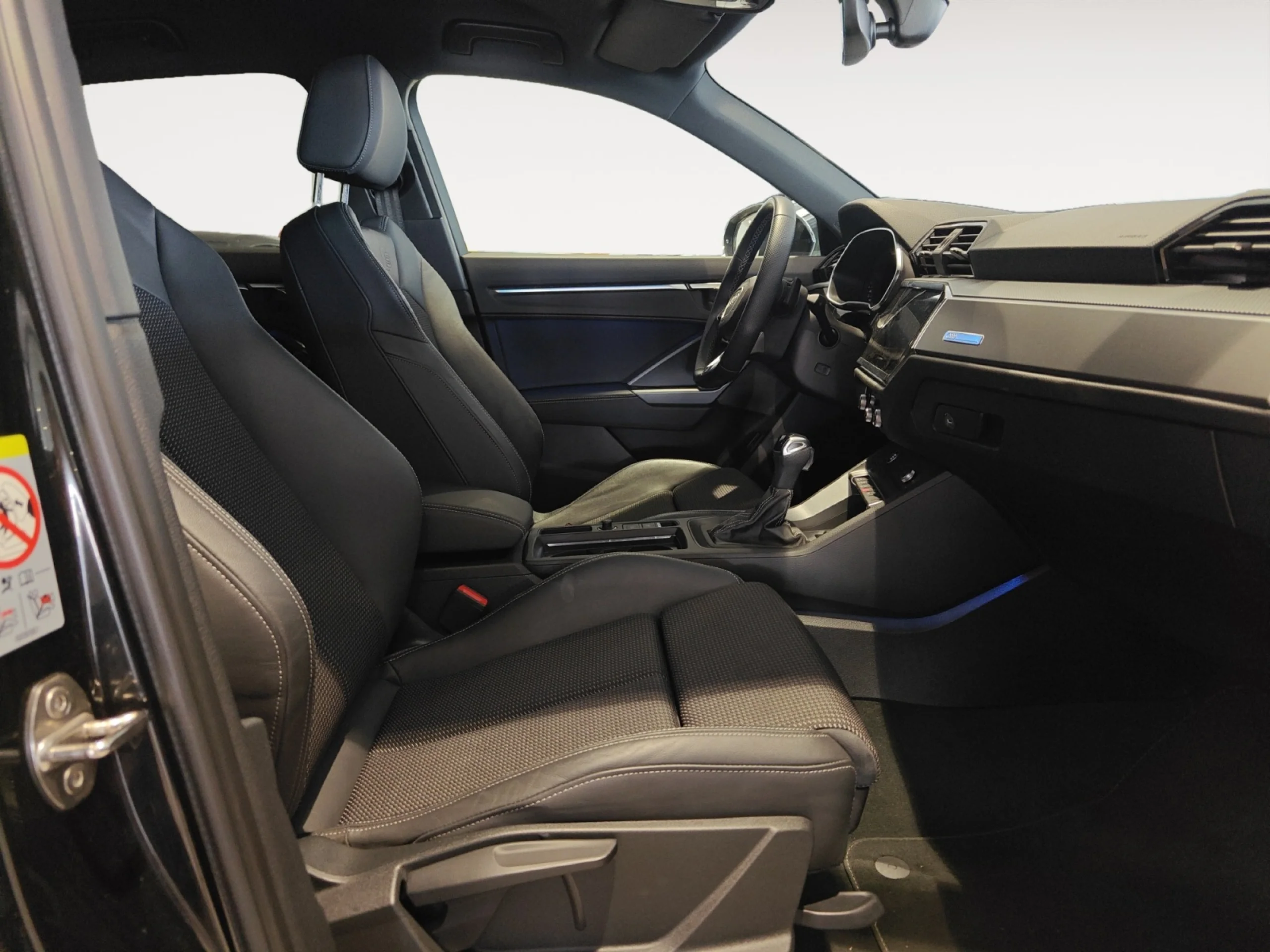 AUDI Q3 S LINE 35 TFSI 110KW (150CV) S TRONIC - Foto 8