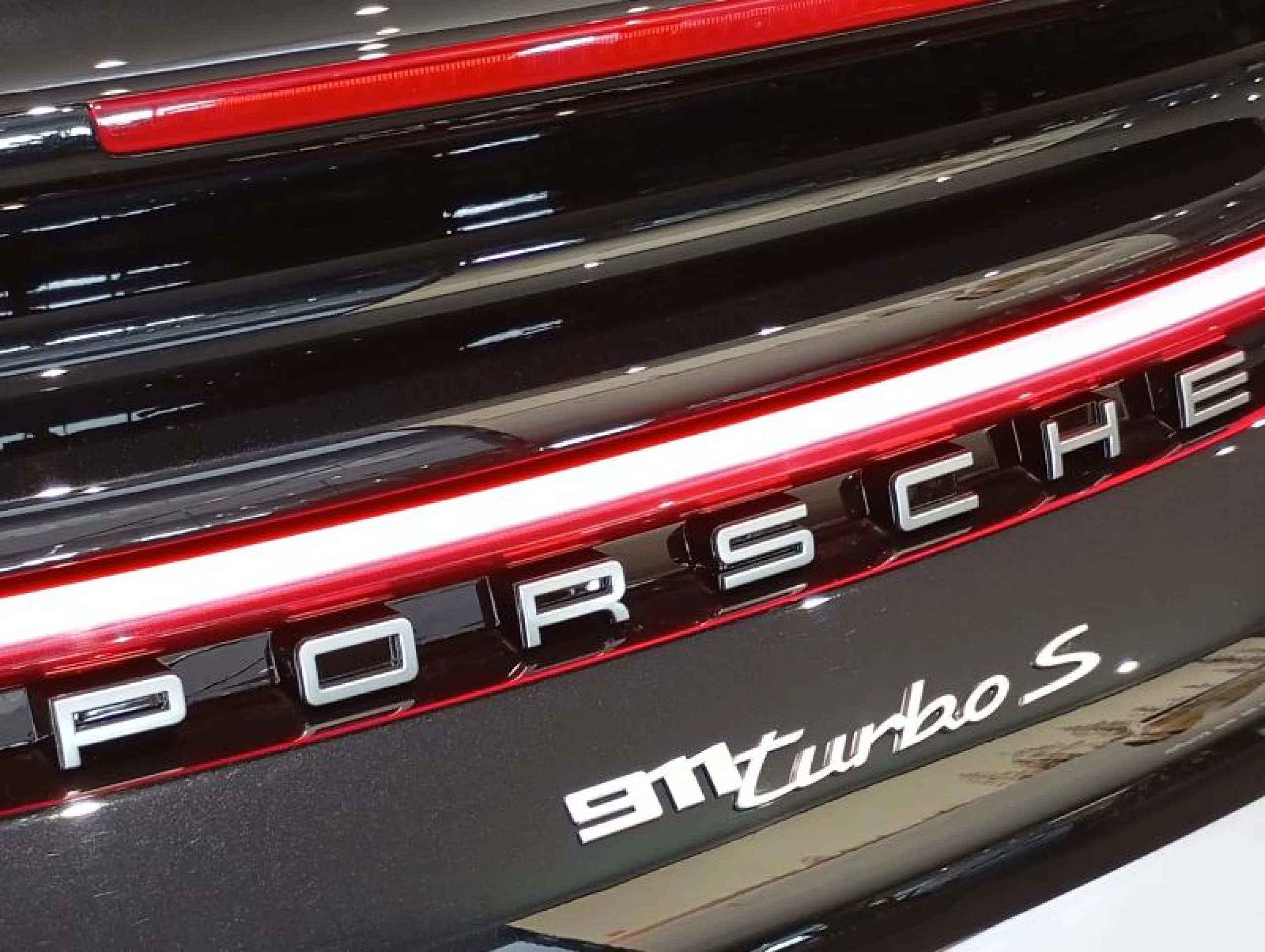 PORSCHE 911 TURBO S - Foto 17