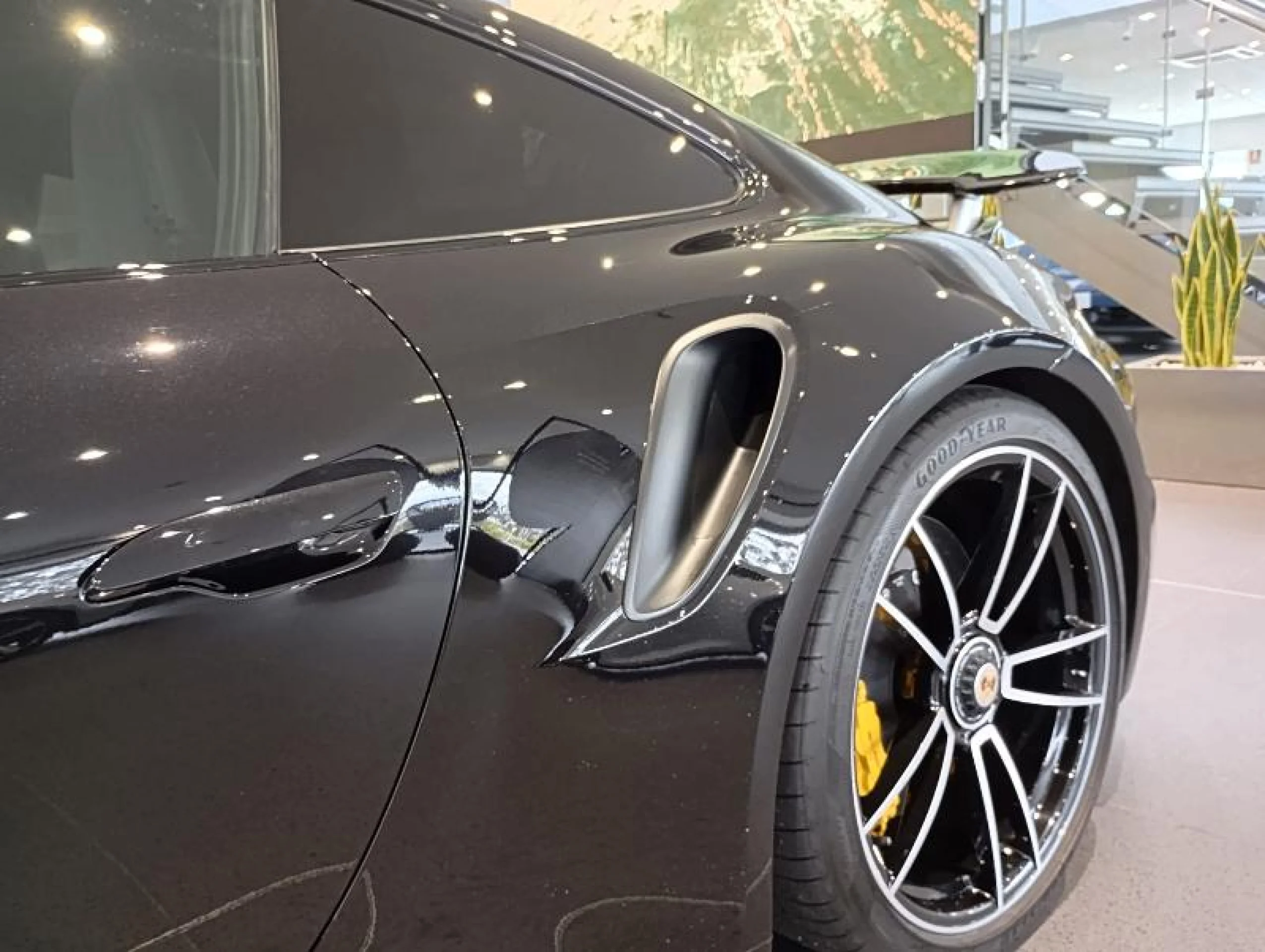 PORSCHE 911 TURBO S - Foto 18