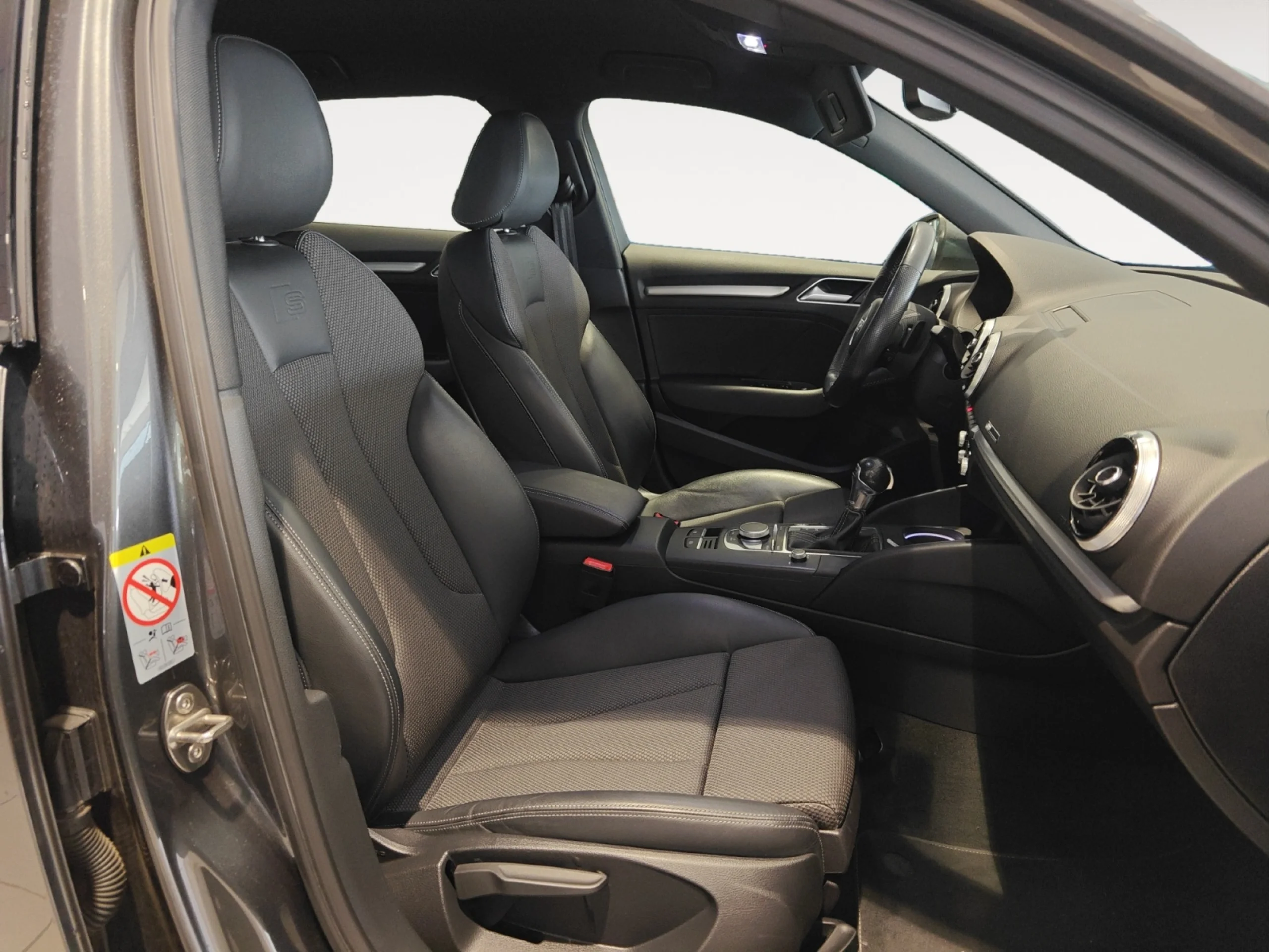 AUDI A3 S LINE 35 TFSI 110KW S TRONIC SPORTBACK - Foto 9