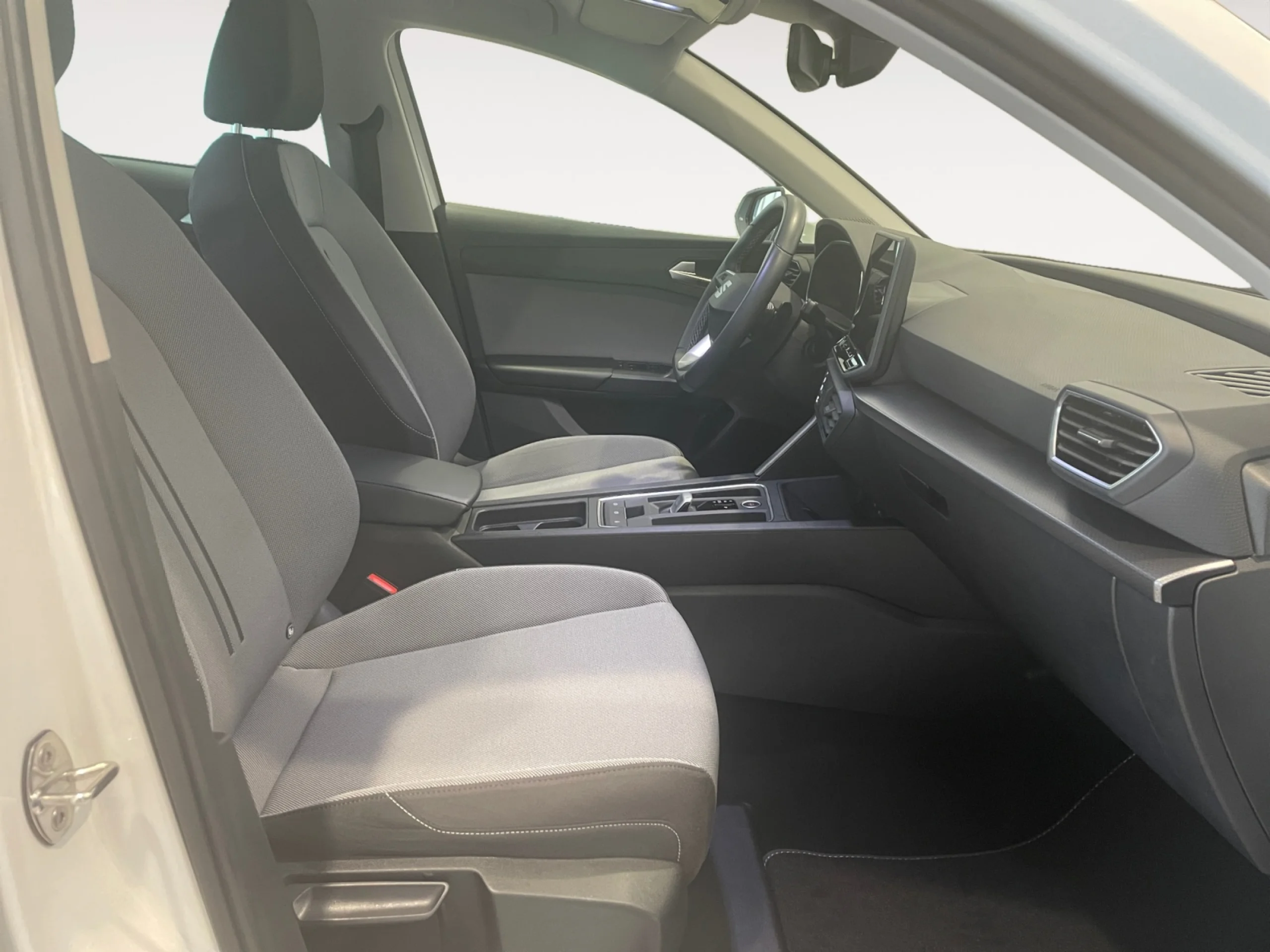 SEAT LEON 1.5 ETSI 85KW DSG STYLE 25 ANIVERSARIO - Foto 5