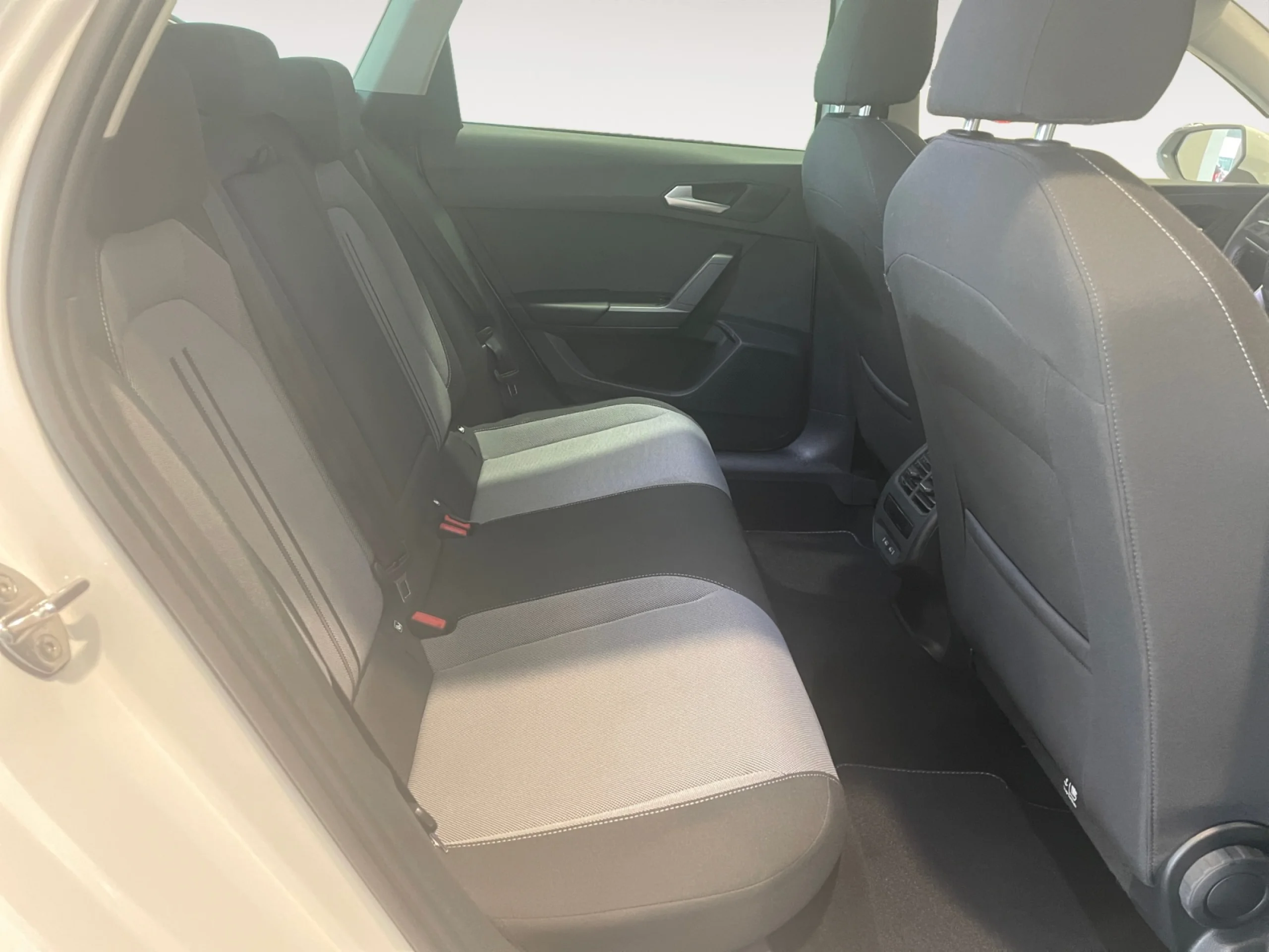 SEAT LEON 1.5 ETSI 85KW DSG STYLE 25 ANIVERSARIO - Foto 6