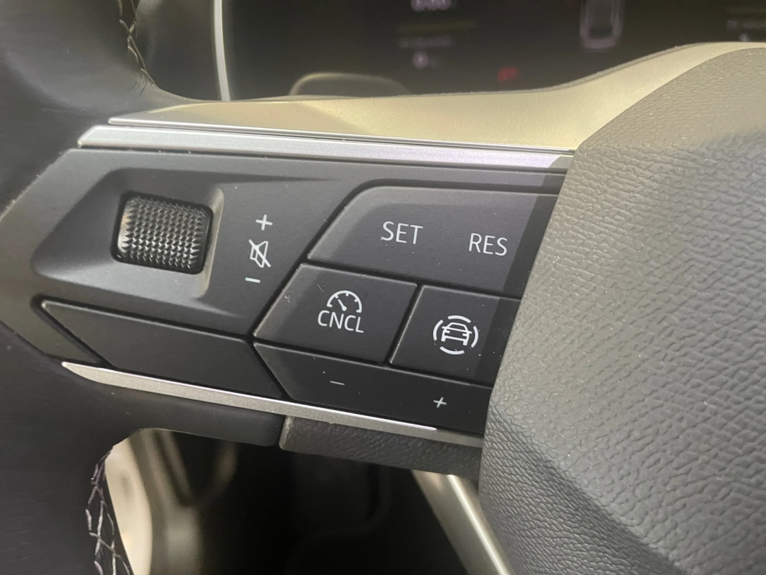 SEAT LEON 1.5 ETSI 85KW DSG STYLE 25 ANIVERSARIO - Foto 9