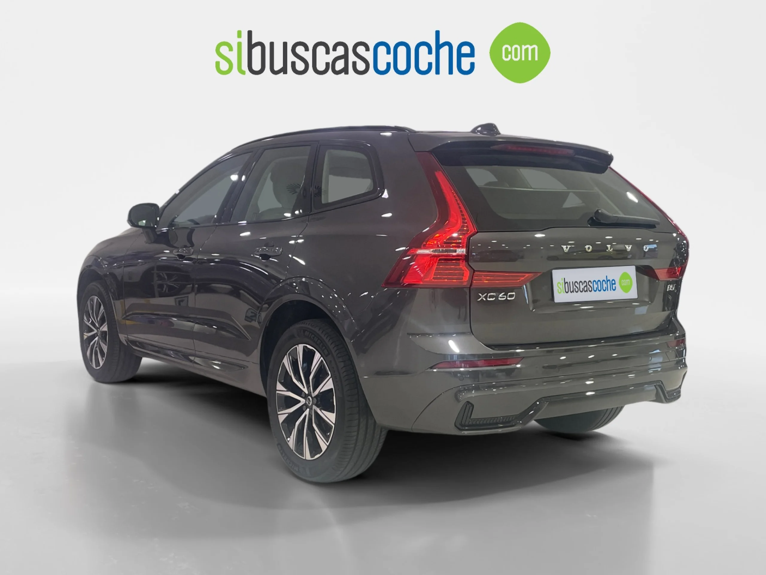 VOLVO XC60 2.0 B5 G AWD PLUS DARK AUTO - Foto 2
