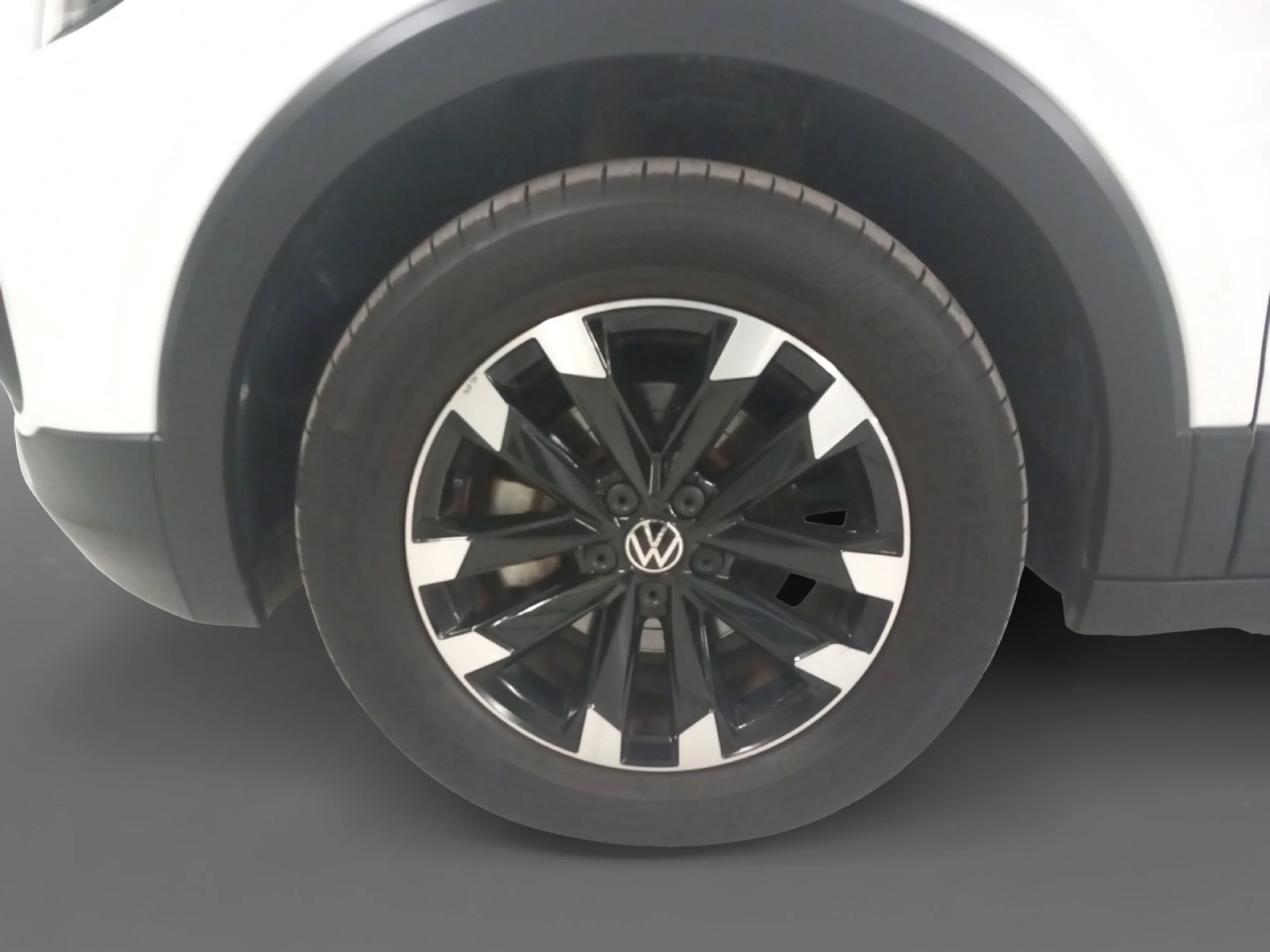 VOLKSWAGEN T CROSS ADVANCE 1.0 TSI 85KW (115CV) DSG - Foto 8