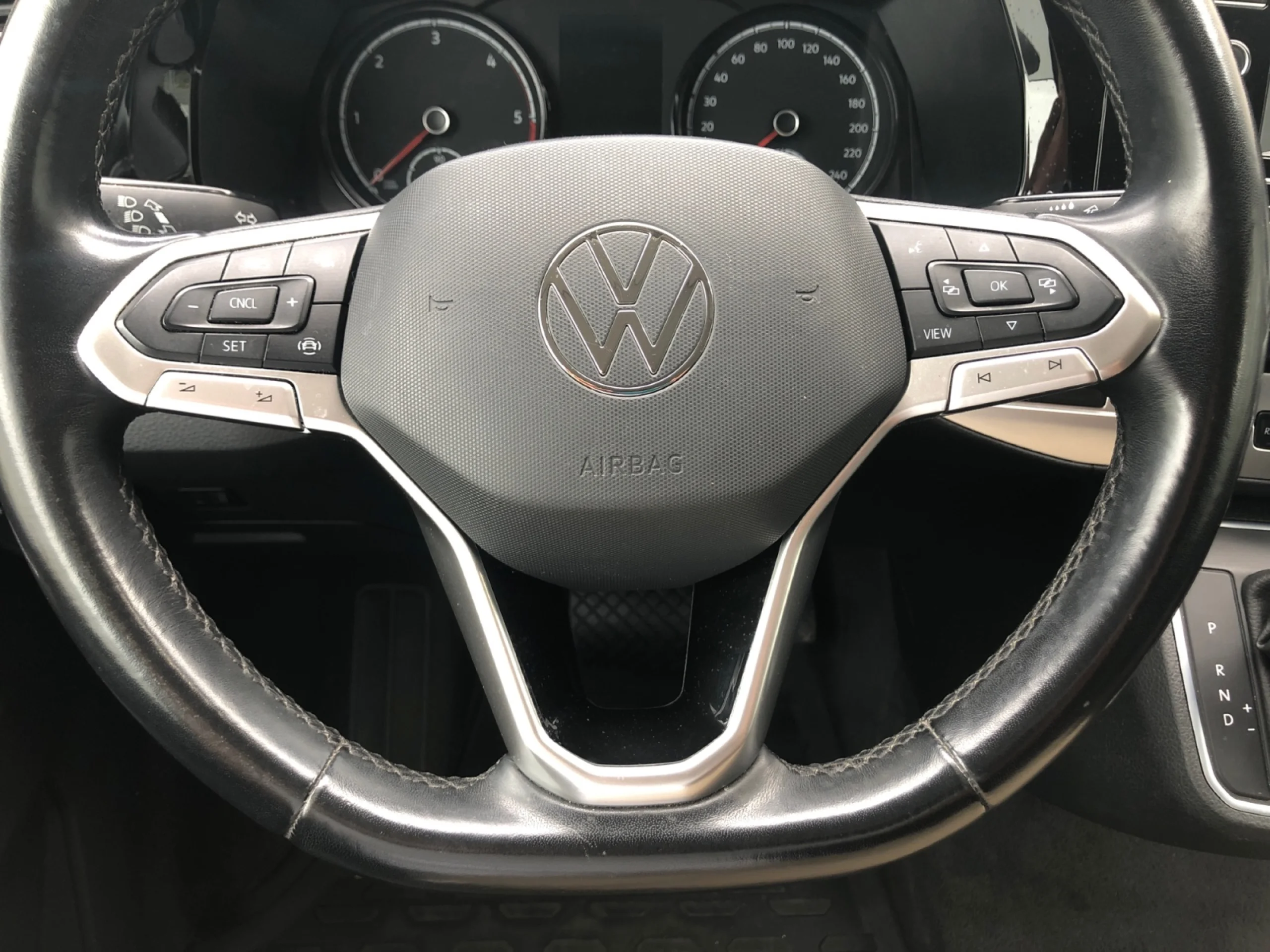 VOLKSWAGEN Multivan 2.0TDI SCR BMT READY2DISCOVER DSG7 110KW - Foto 9