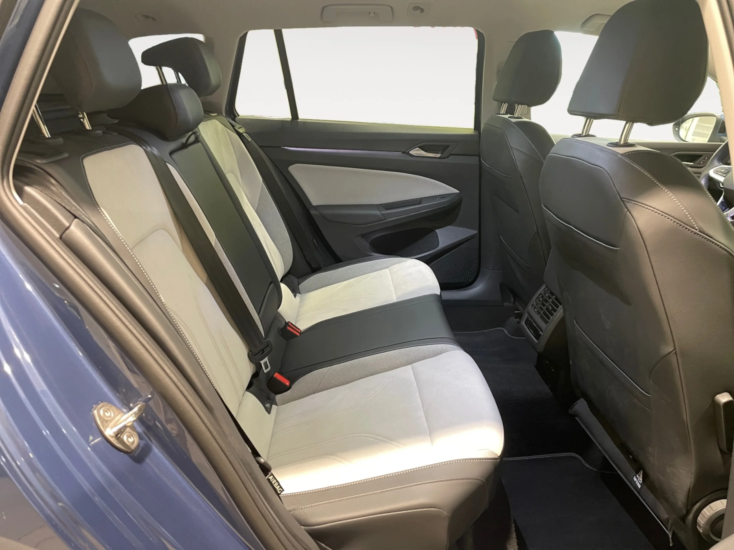 VOLKSWAGEN GOLF VARIANT GOLF VARIANT STYLE 1.5 TSI 110 KW (150 CV)  6 VEL. - Foto 6