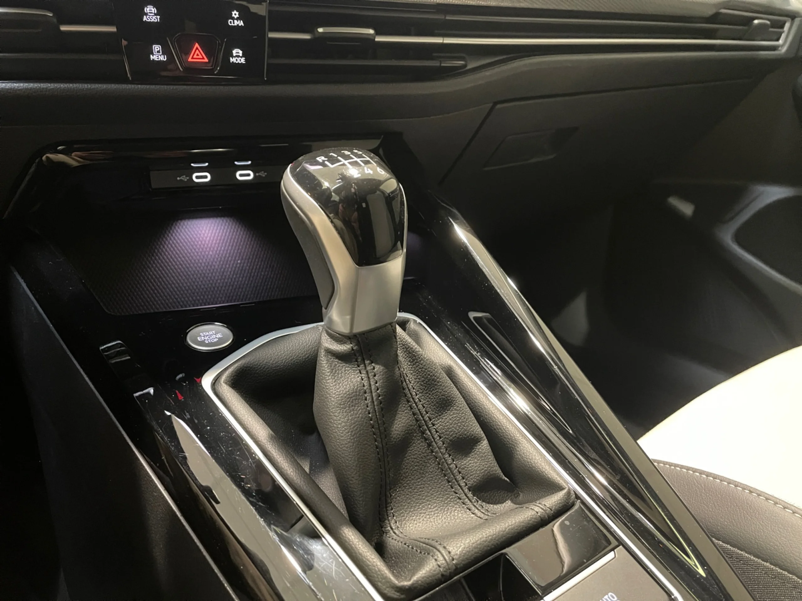 VOLKSWAGEN GOLF VARIANT GOLF VARIANT STYLE 1.5 TSI 110 KW (150 CV)  6 VEL. - Foto 13