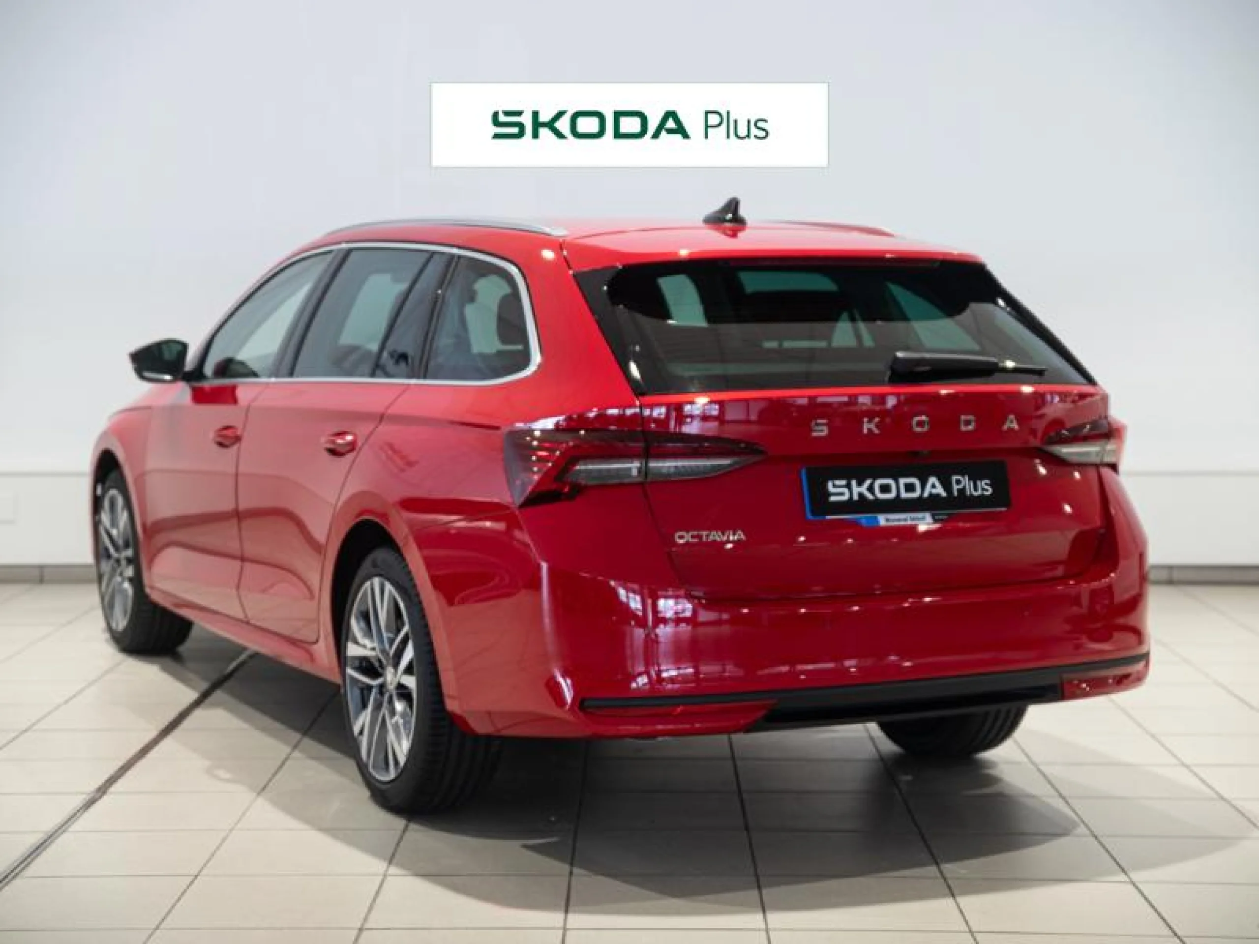 SKODA OCTAVIA COMBI 1.5 TSI 110KW DSG M HEV DESIGN - Foto 2