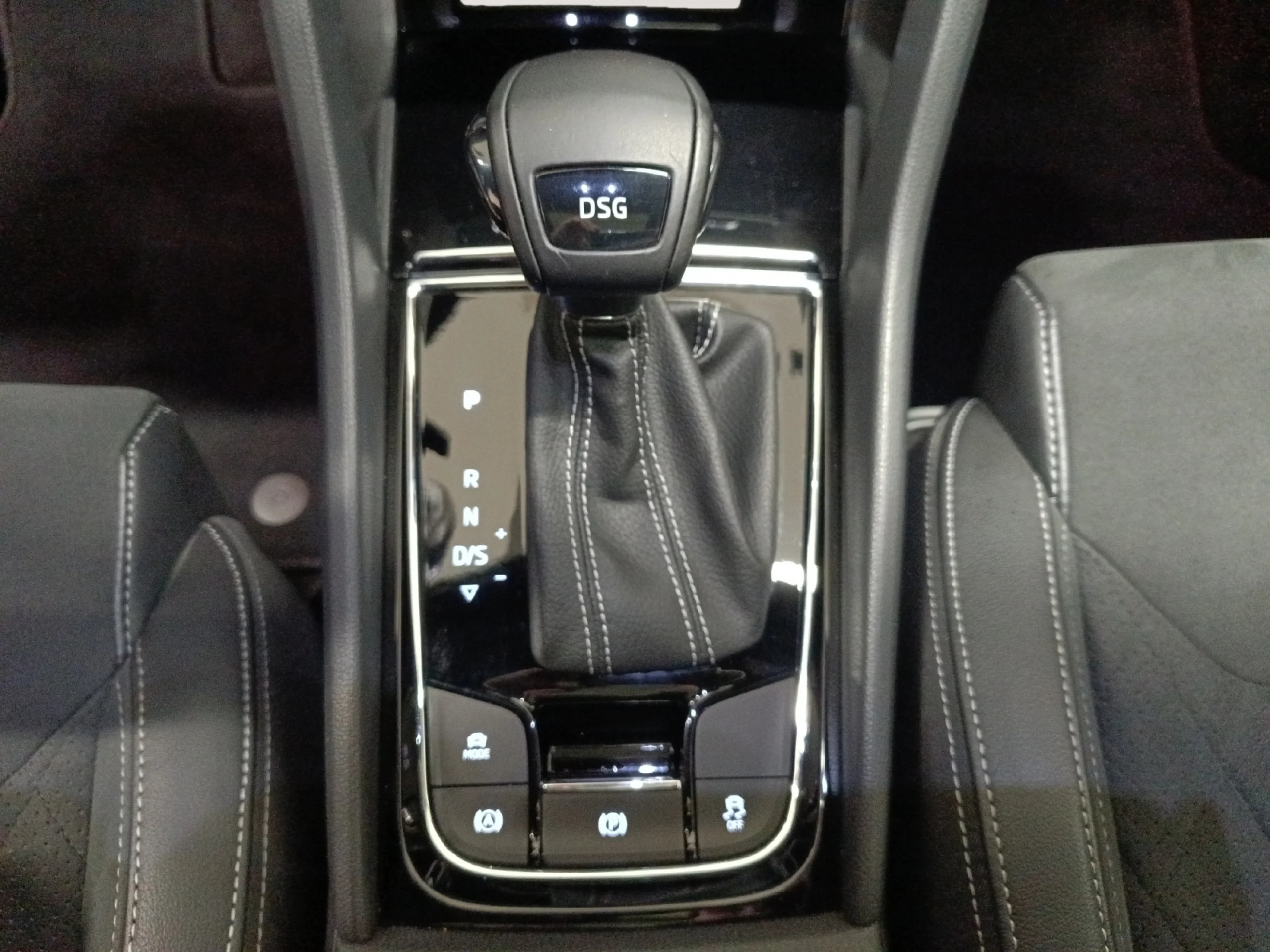 SKODA KODIAQ 2.0 TDI 110KW (150CV) DSG 4X2 SPORTLINE - Foto 10