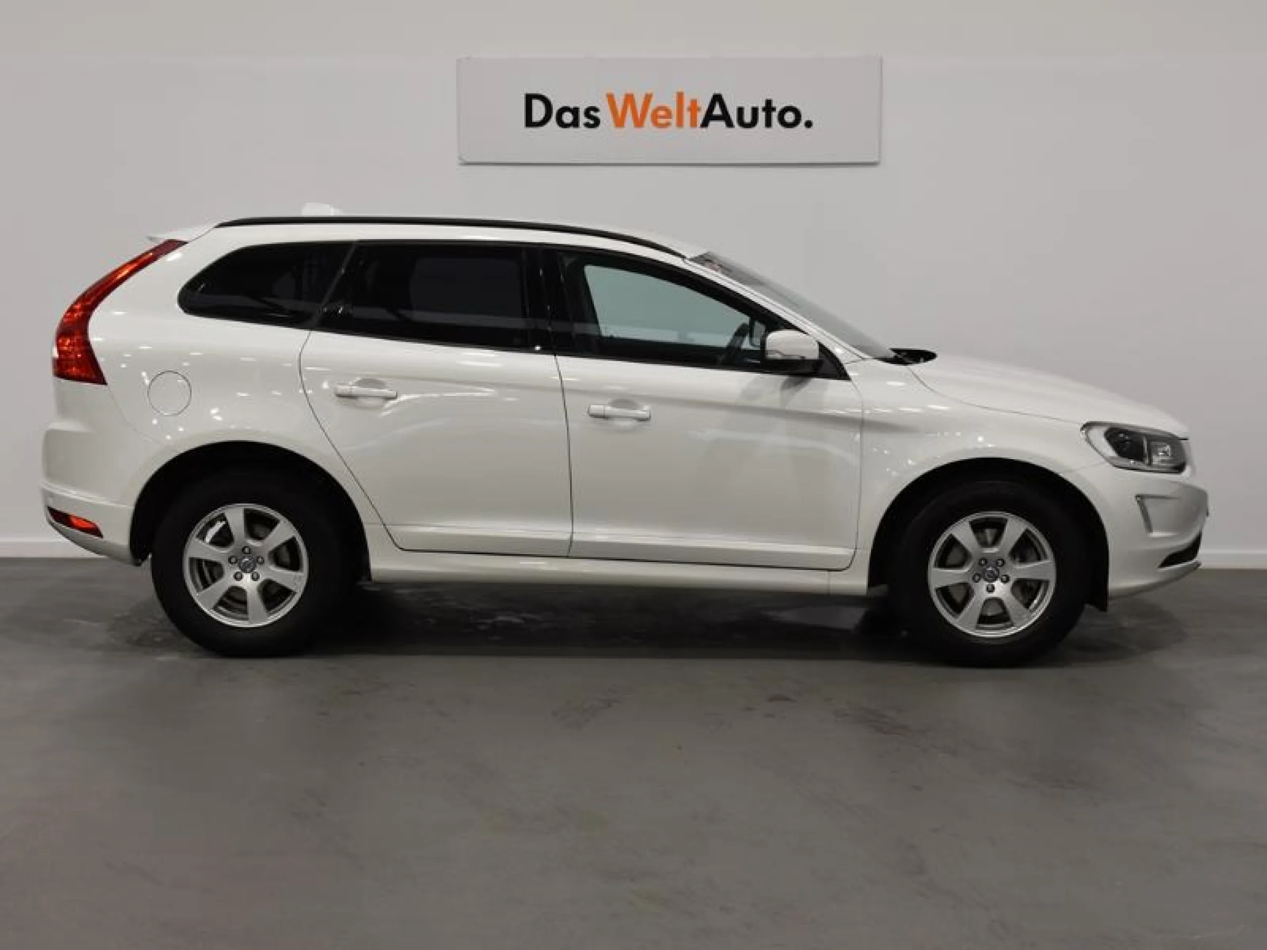 VOLVO XC60 2.0 D3 KINETIC - Foto 3