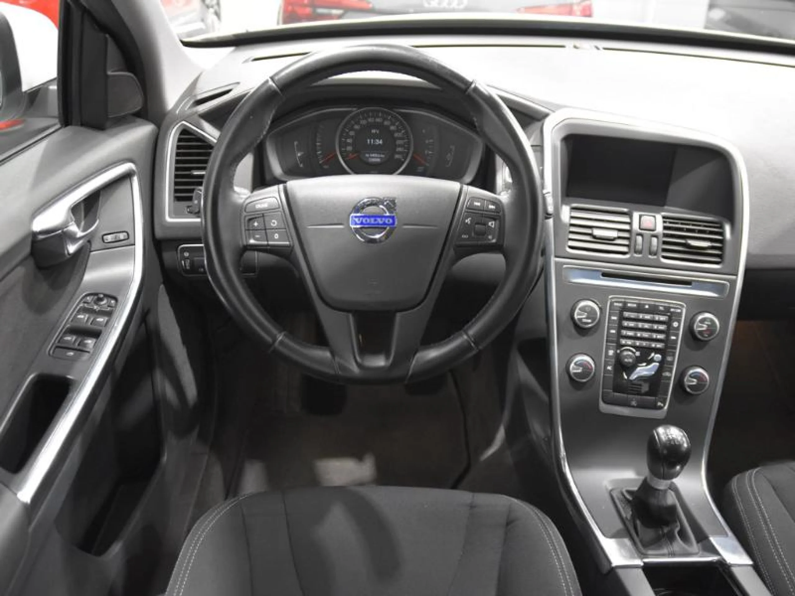 VOLVO XC60 2.0 D3 KINETIC - Foto 19
