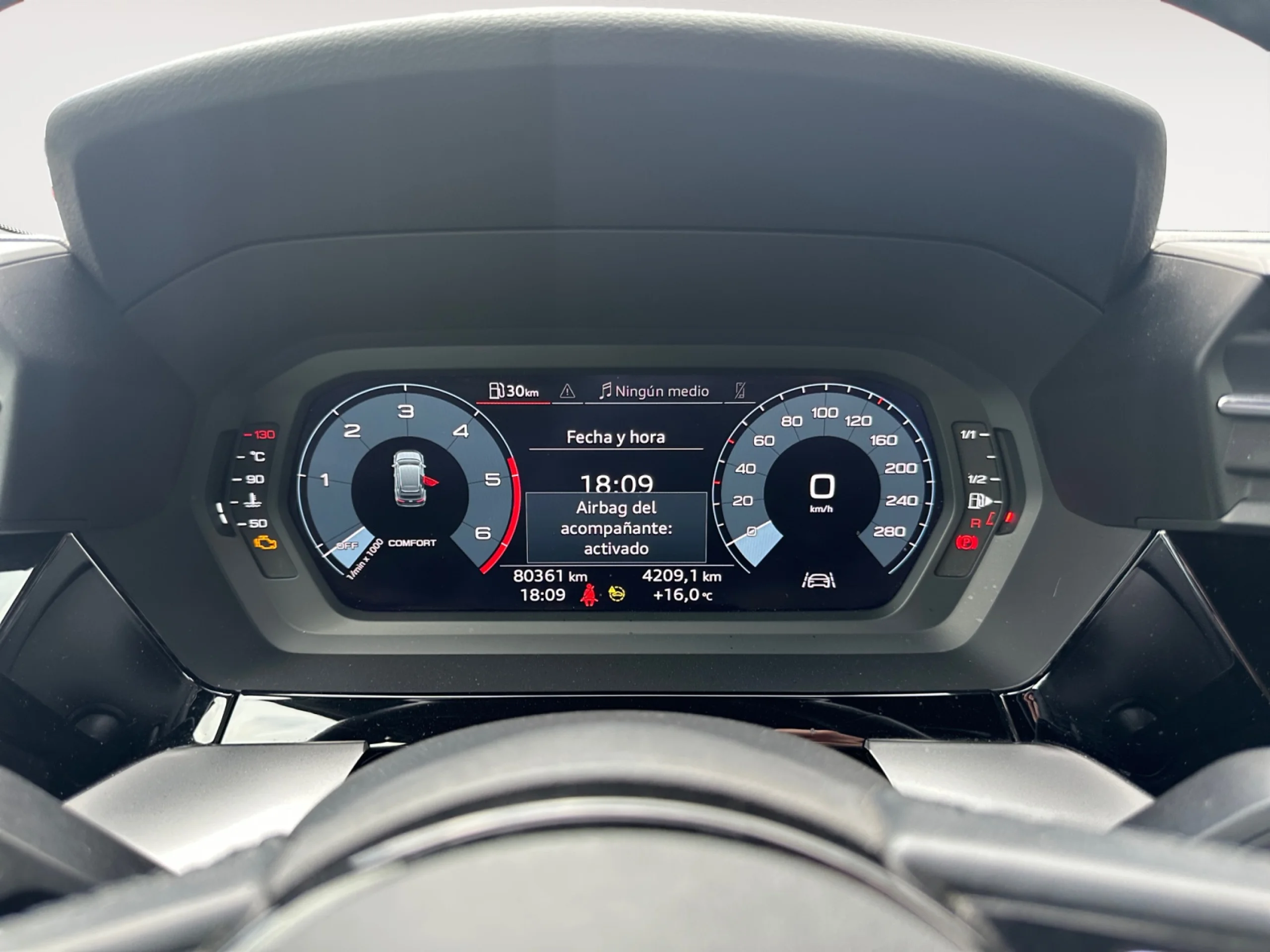 AUDI A3 SPORTBACK BLACK LINE 30 TDI 85KW (116CV) - Foto 10