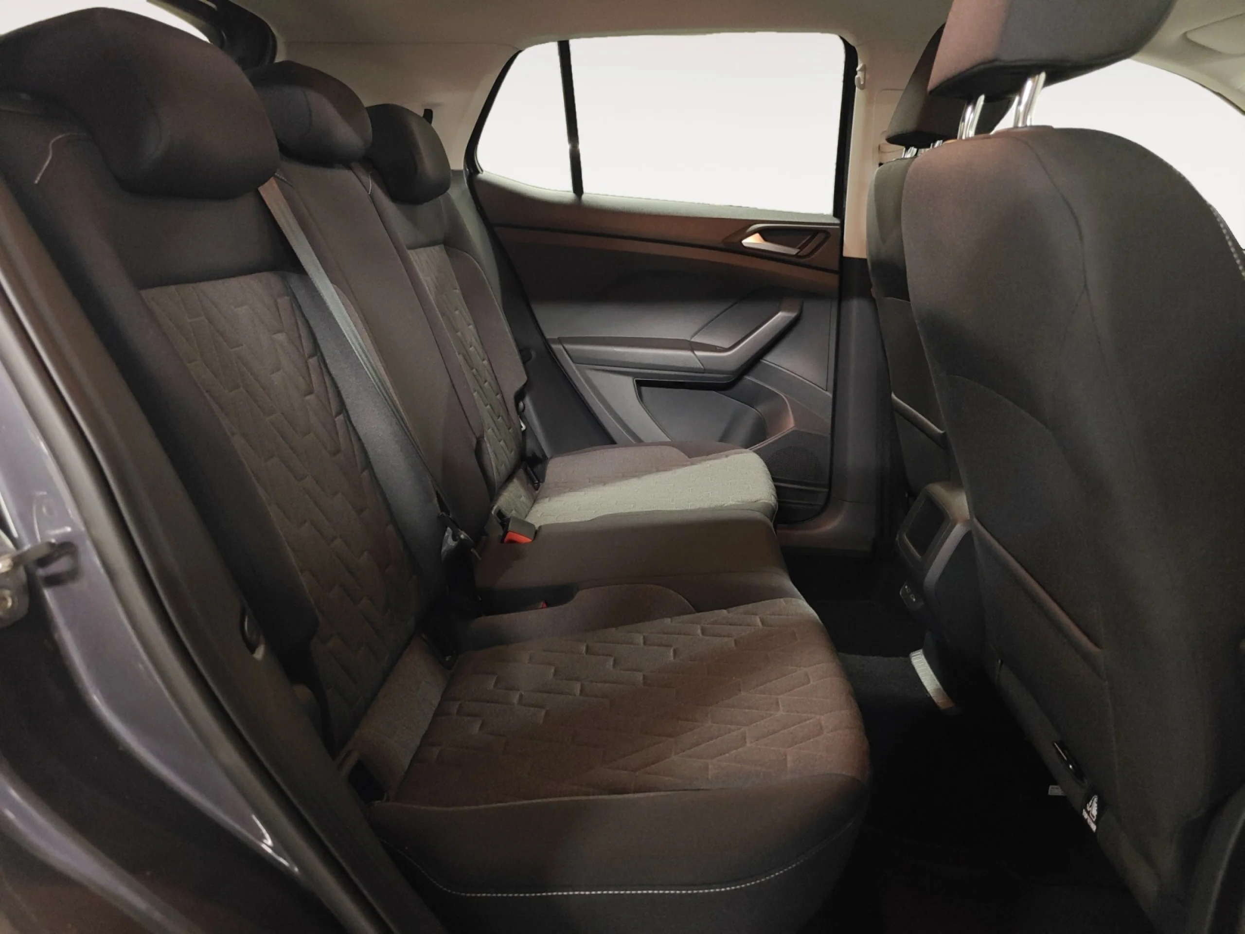 VOLKSWAGEN T CROSS LIFE 1.0 TSI 70KW (95CV) - Foto 6