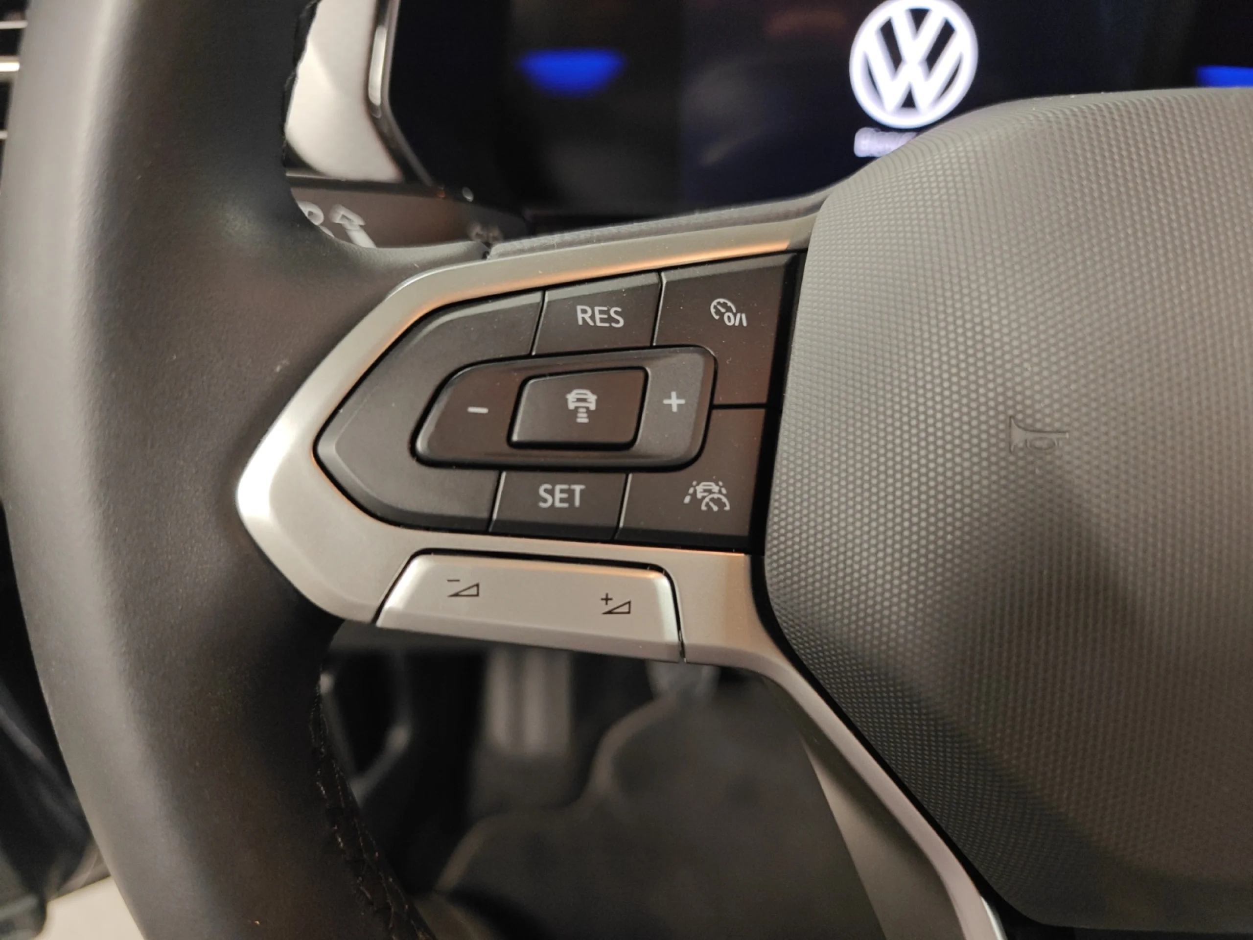 VOLKSWAGEN T CROSS LIFE 1.0 TSI 70KW (95CV) - Foto 11