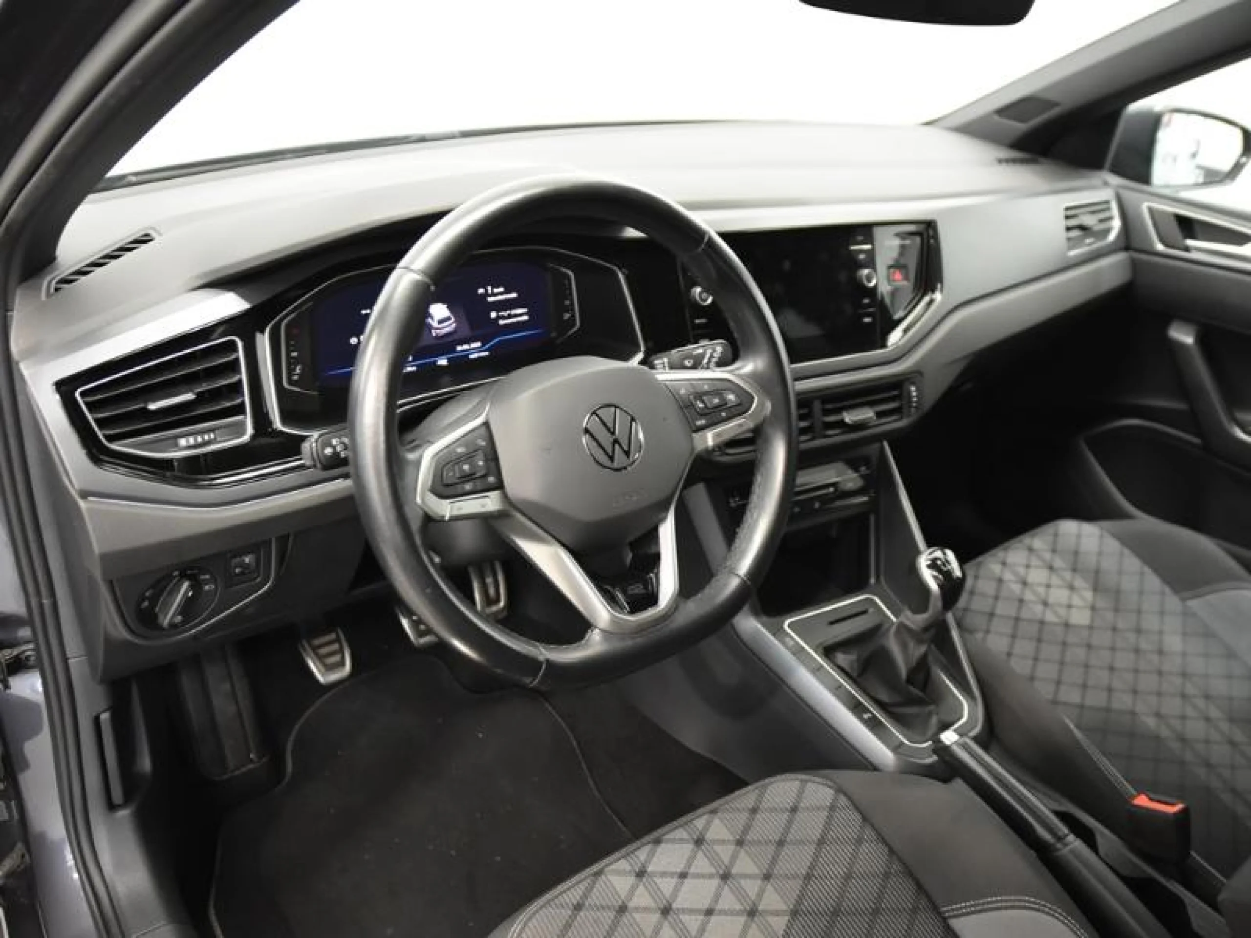 VOLKSWAGEN POLO POLO 1.0 TSI 70KW (95CV) - Foto 9