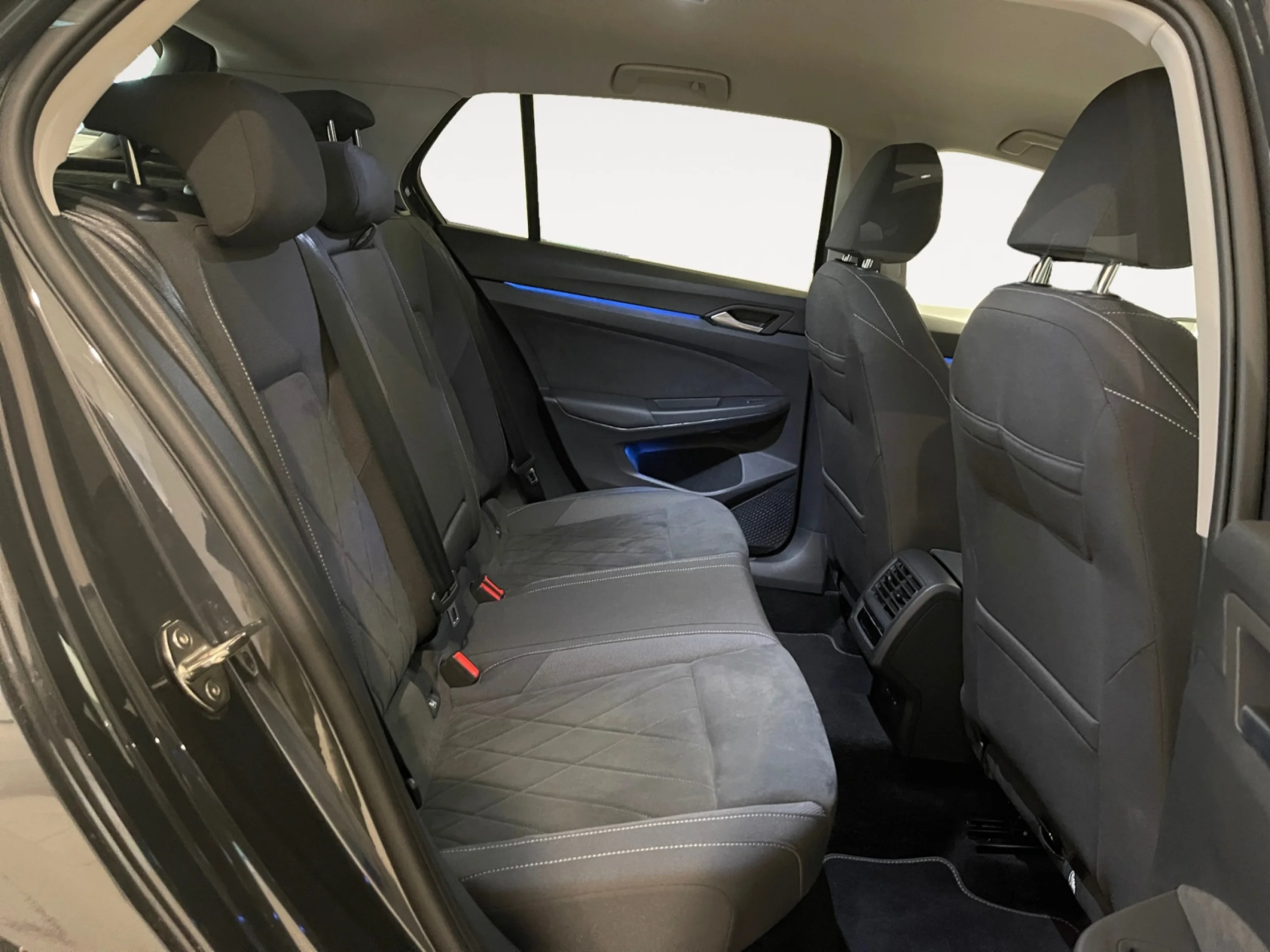 VOLKSWAGEN GOLF EHYBRID 1.4 TSI 150KW (204CV) DSG - Foto 6