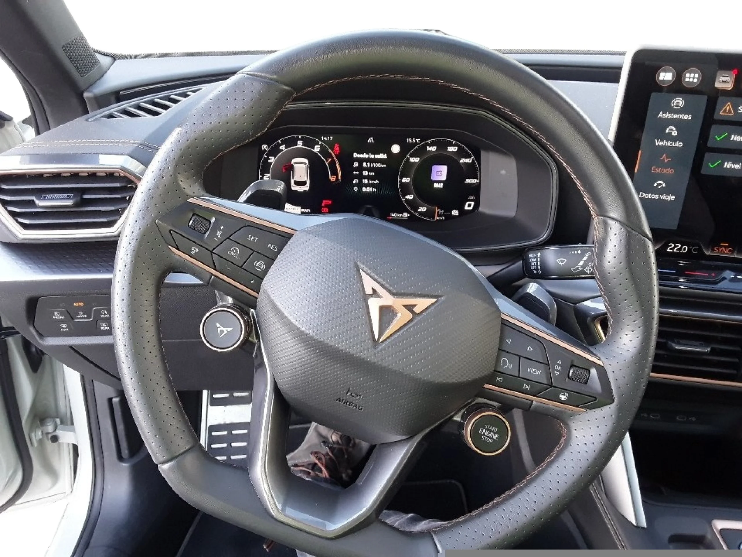 CUPRA LEON 1.5 ETSI 110KW (150CV) DSG - Foto 8