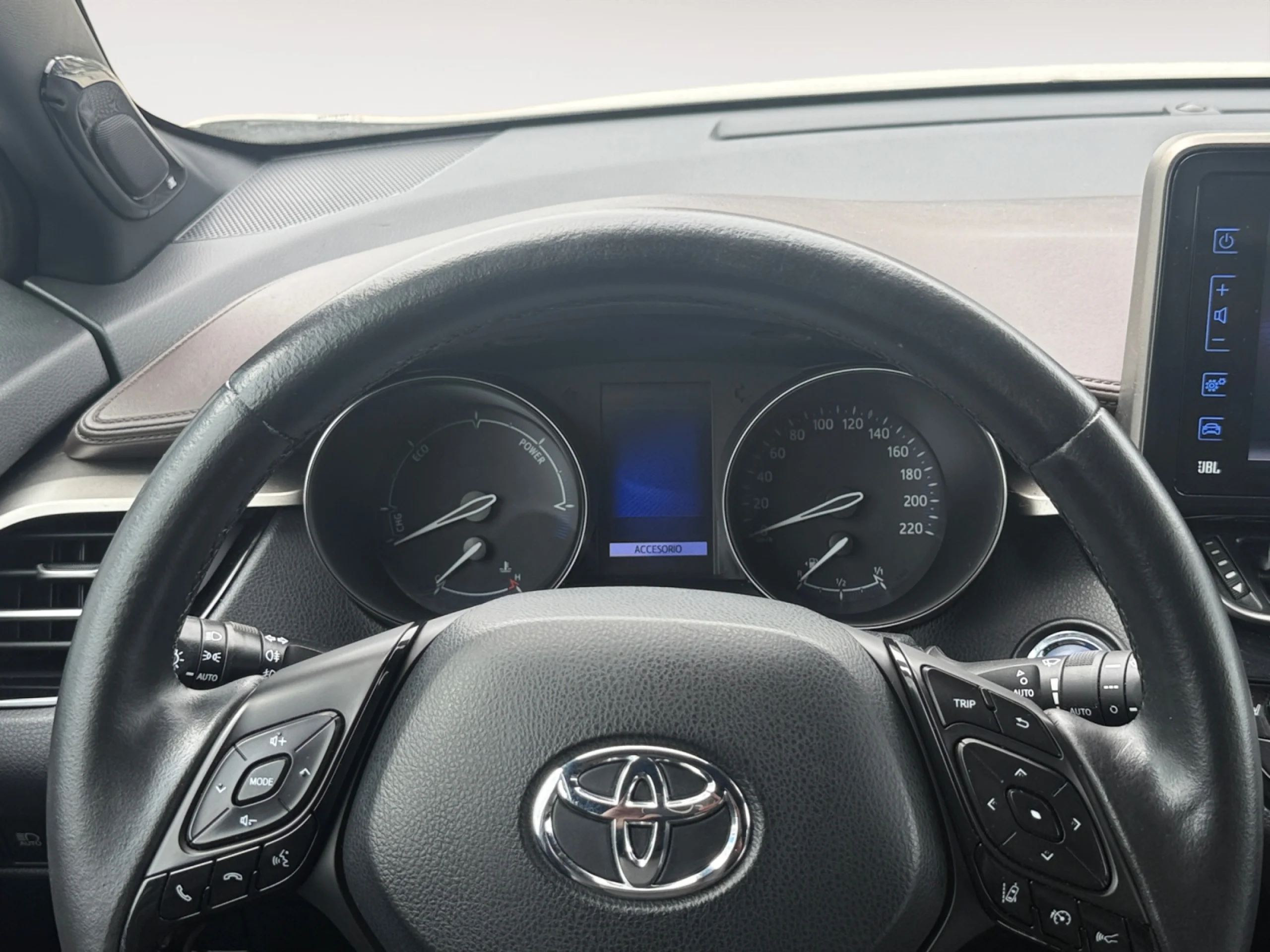 TOYOTA C HR 1.8 125H ACTIVE - Foto 8