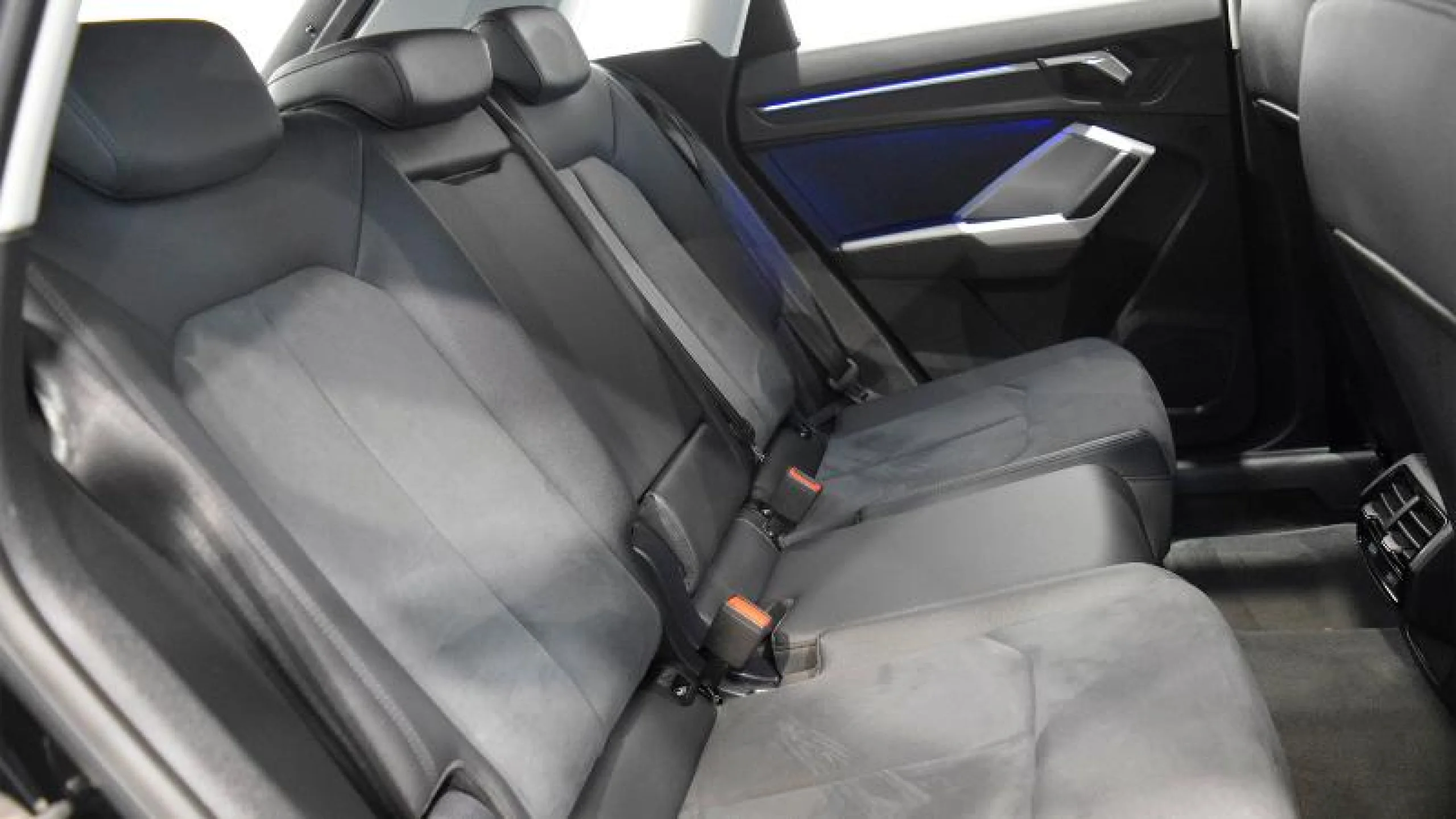 AUDI Q3 ADVANCED 35 TFSI 110KW (150CV) S TRONIC - Foto 6